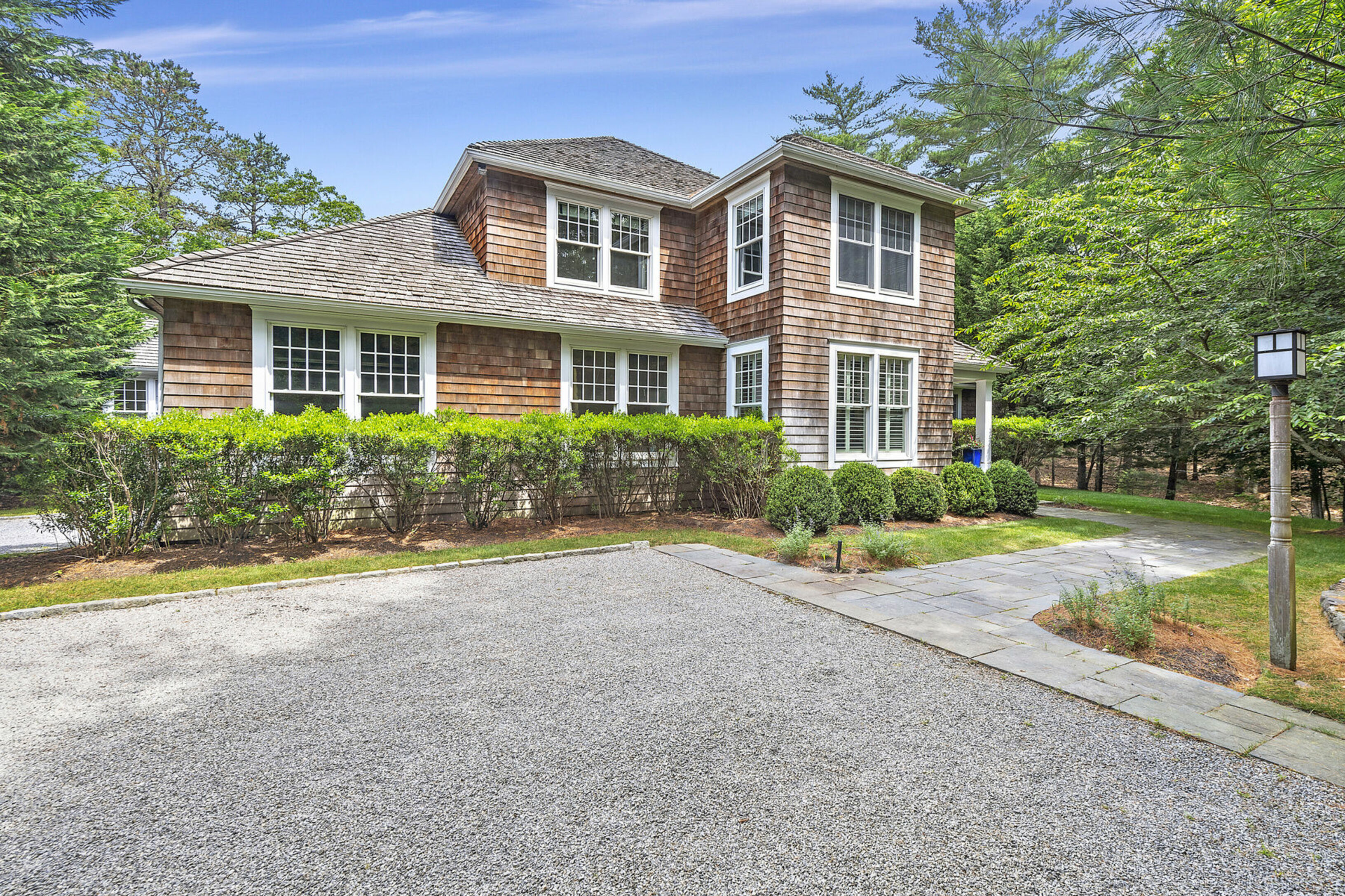 9 Owls Nest Ln in East Hampton Out East