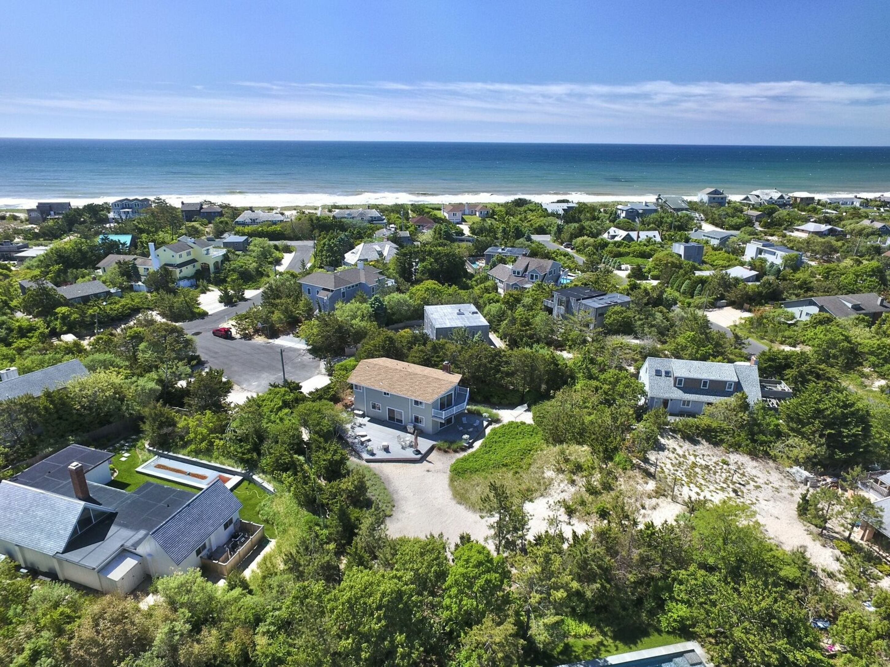 16 Dune Way in Amagansett Out East