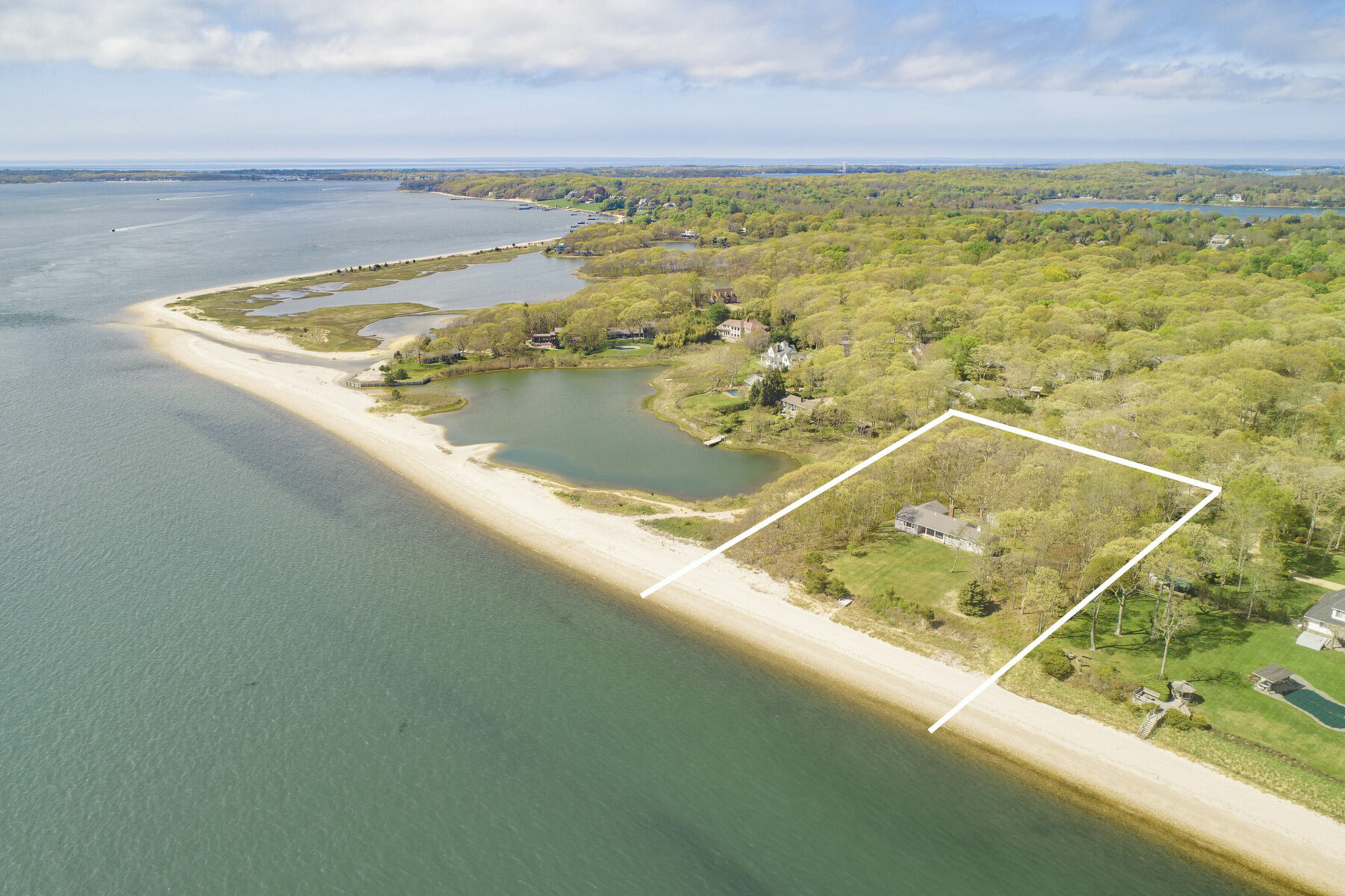 22 Peconic Ave in Shelter Island Out East