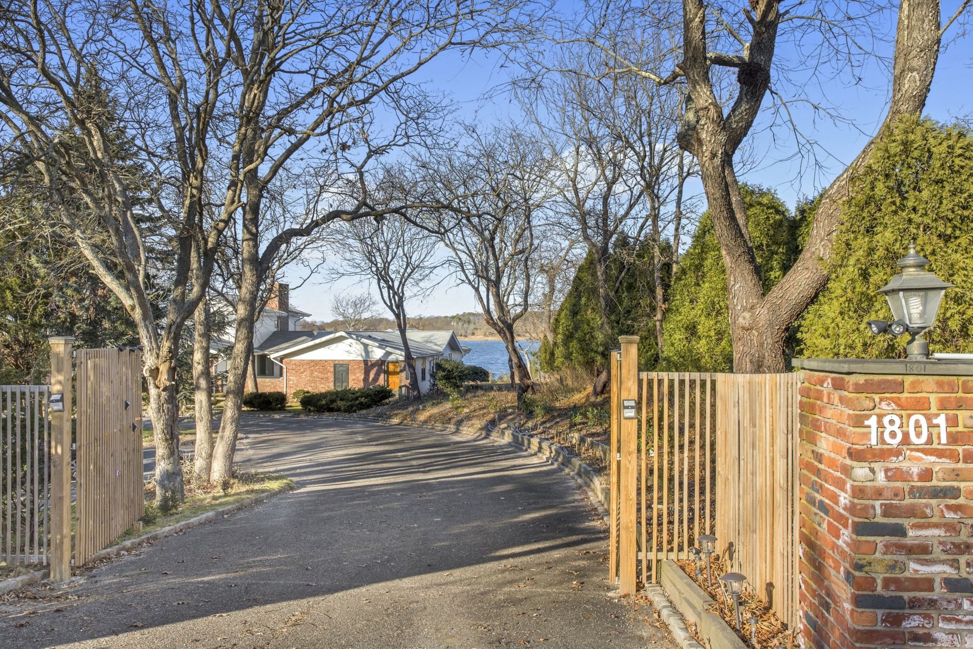 1801 County Rd 39 in Southampton Out East