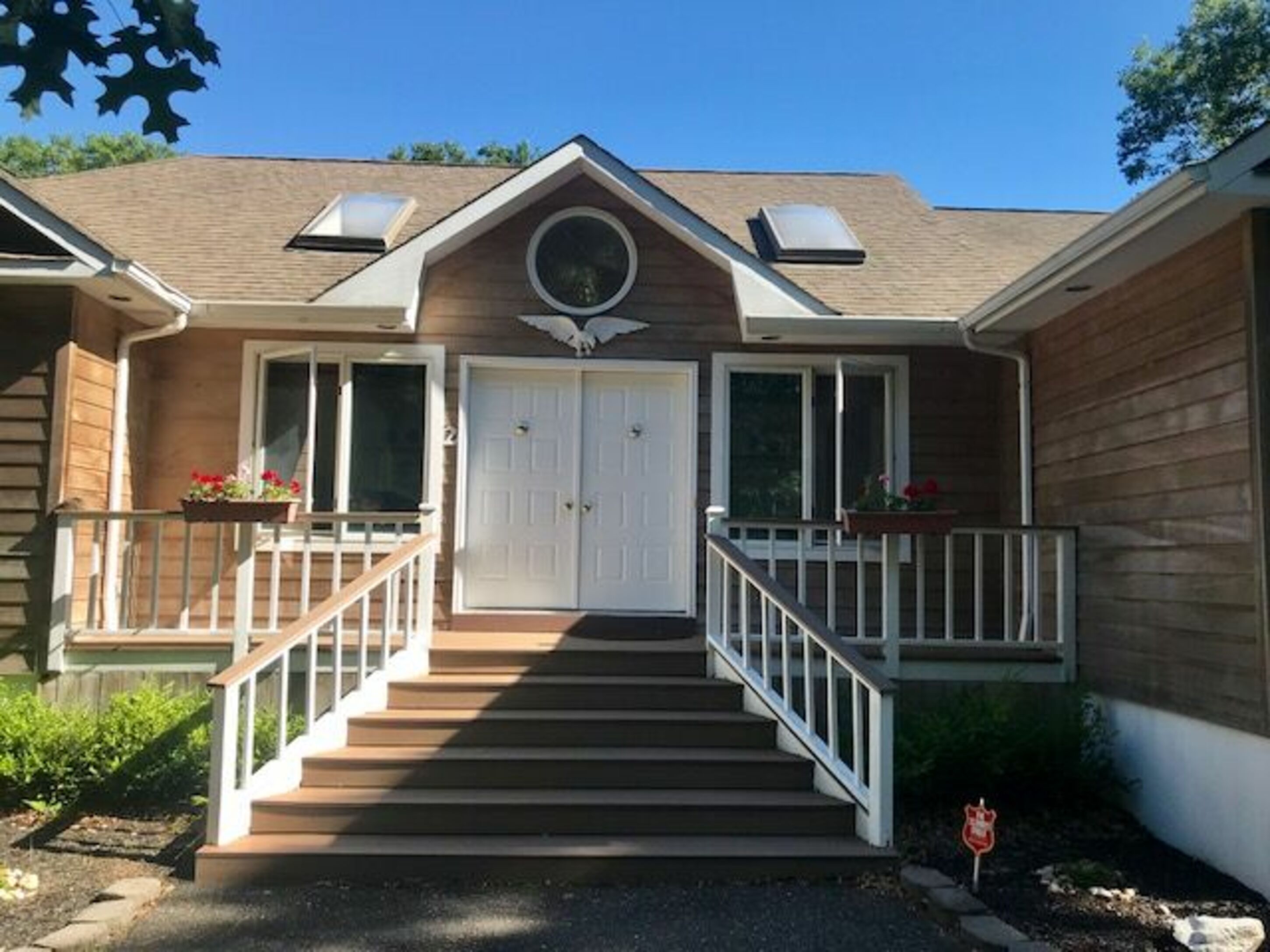 2 Douglas Ct in Hampton Bays Out East