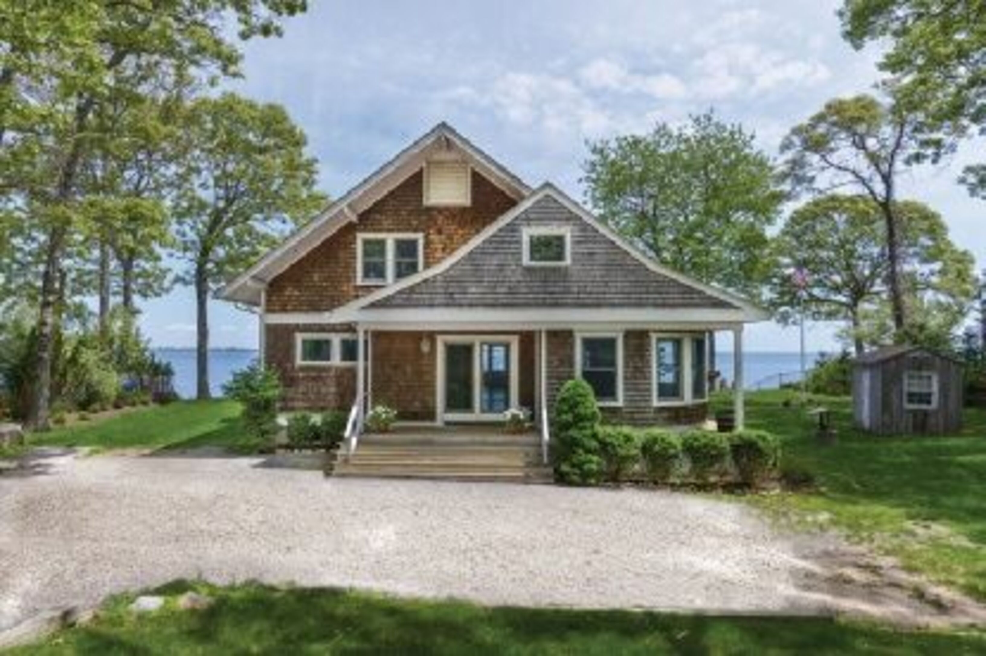 64 Gardiners Bay Dr in Shelter Island Out East