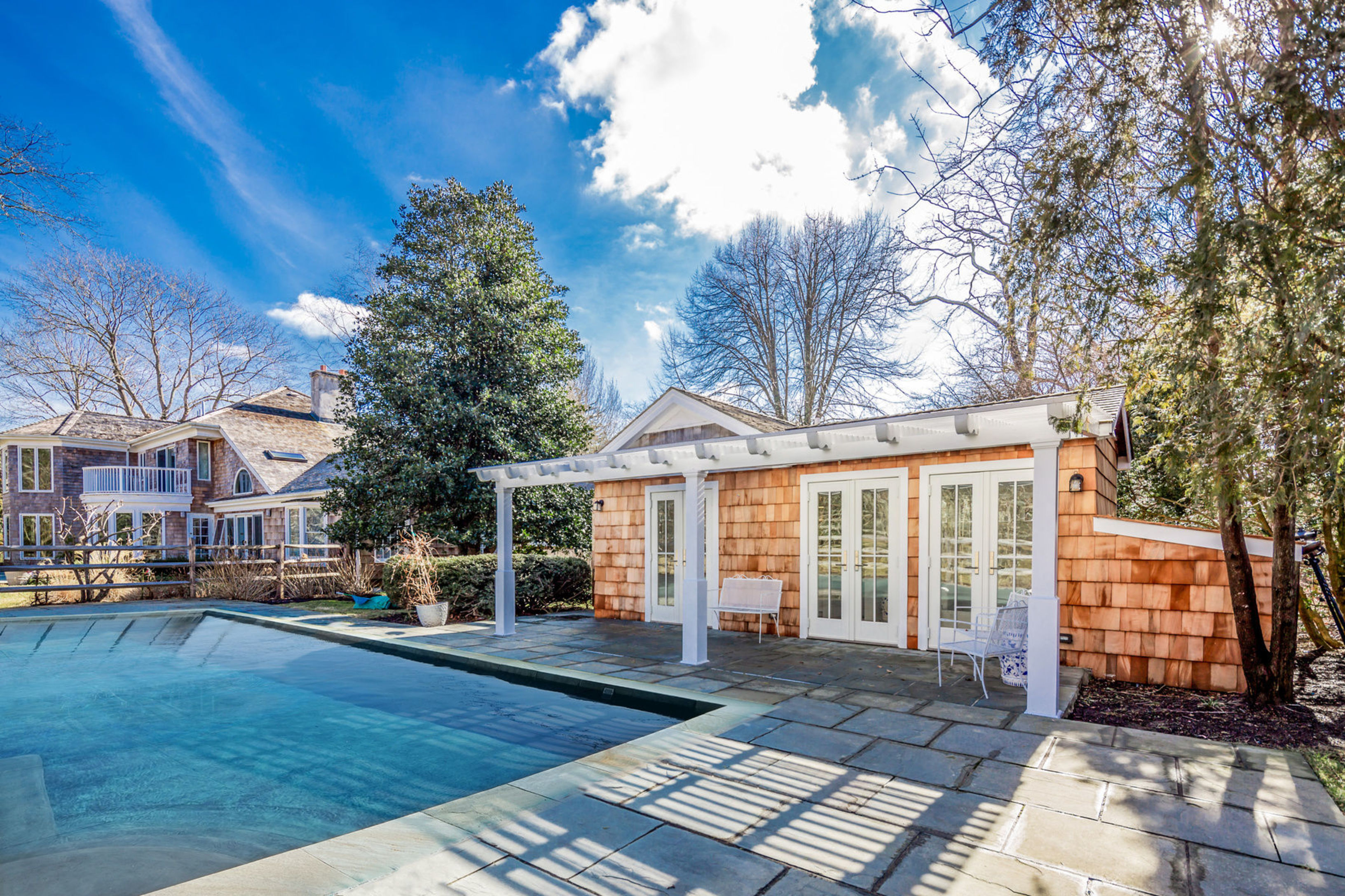 16 Pudding Hill Ln in East Hampton Out East