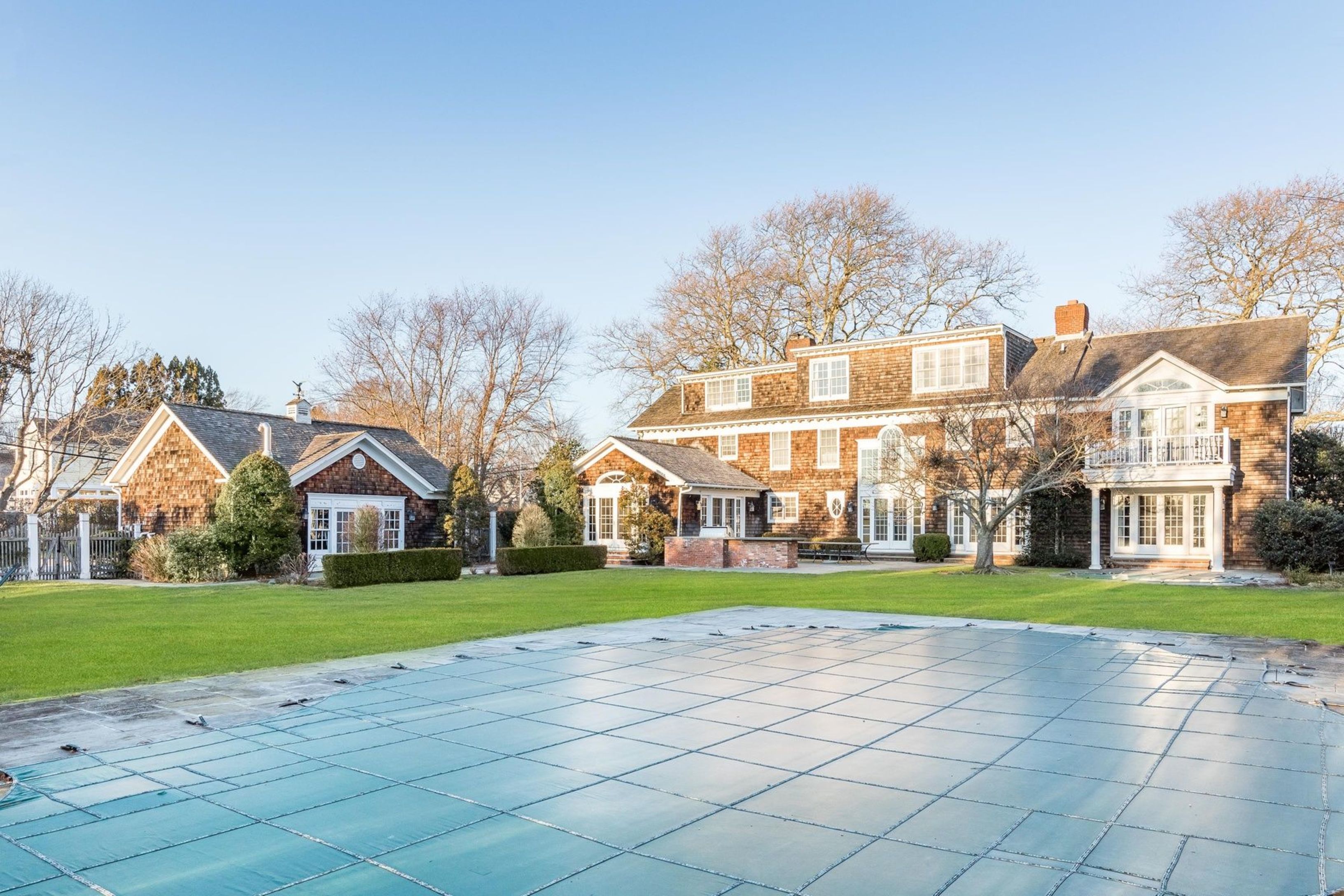 55 Beach Ln in Westhampton Beach Out East