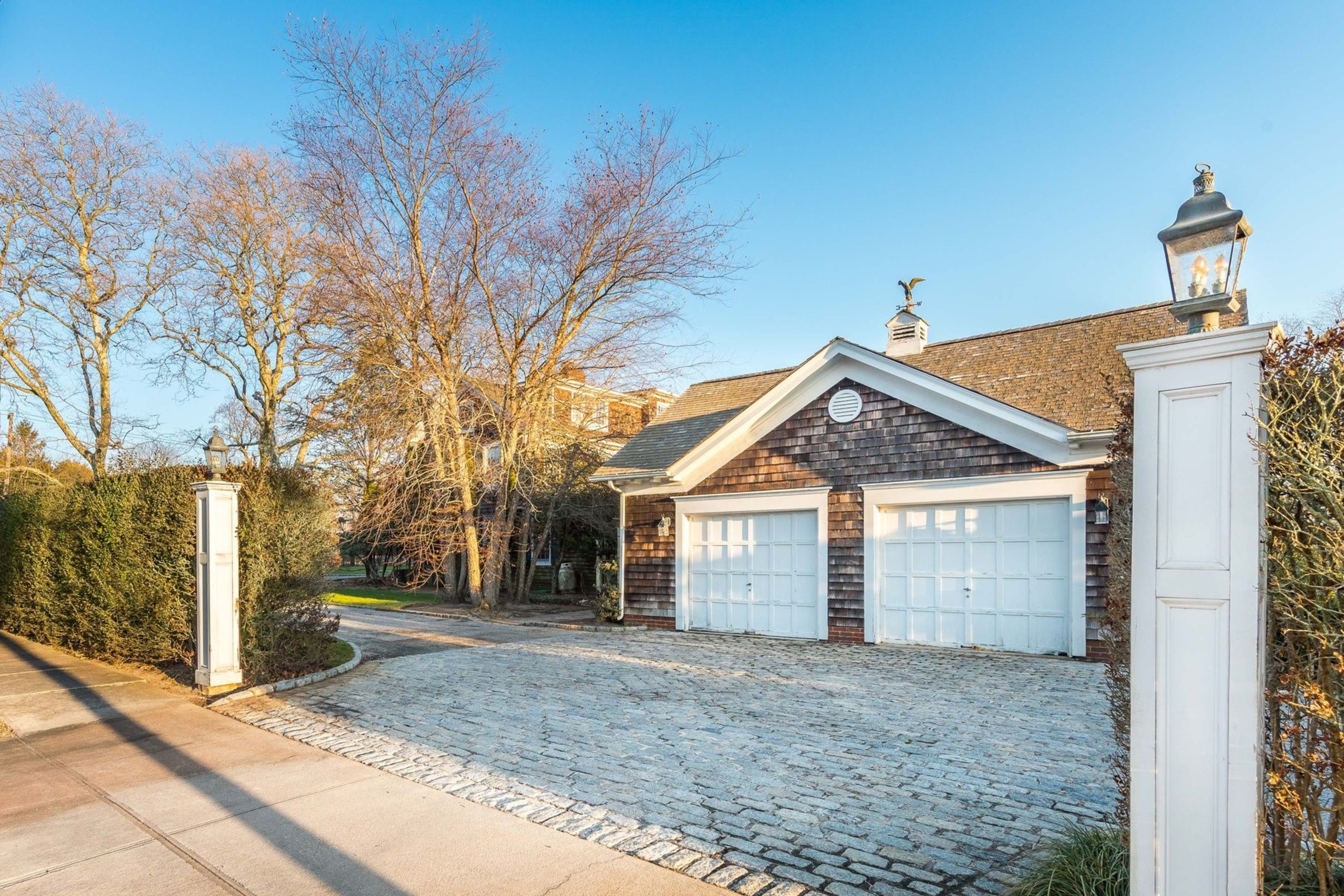 55 Beach Ln in Westhampton Beach Out East