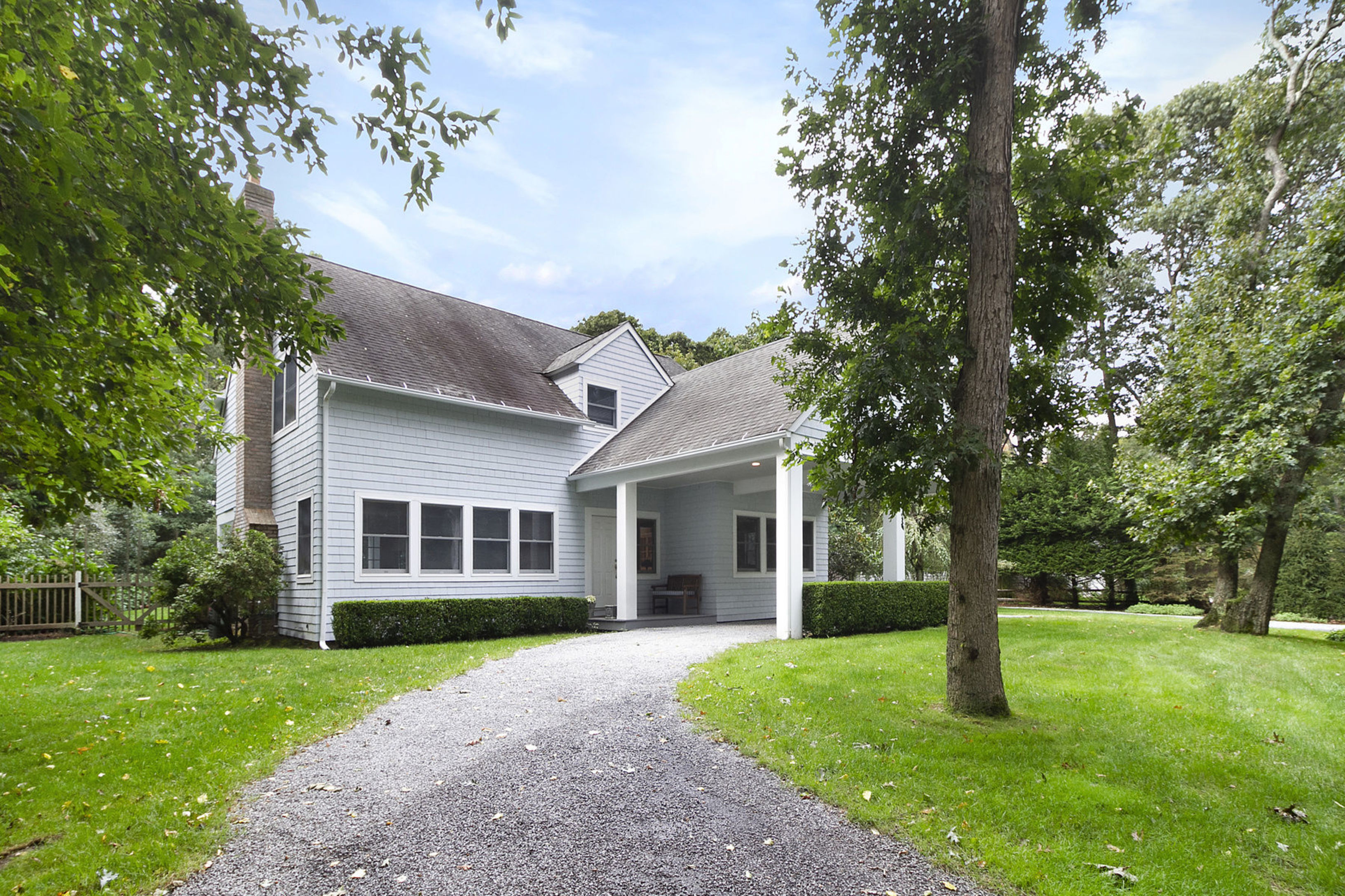 3 Holly Pl in East Hampton | Out East