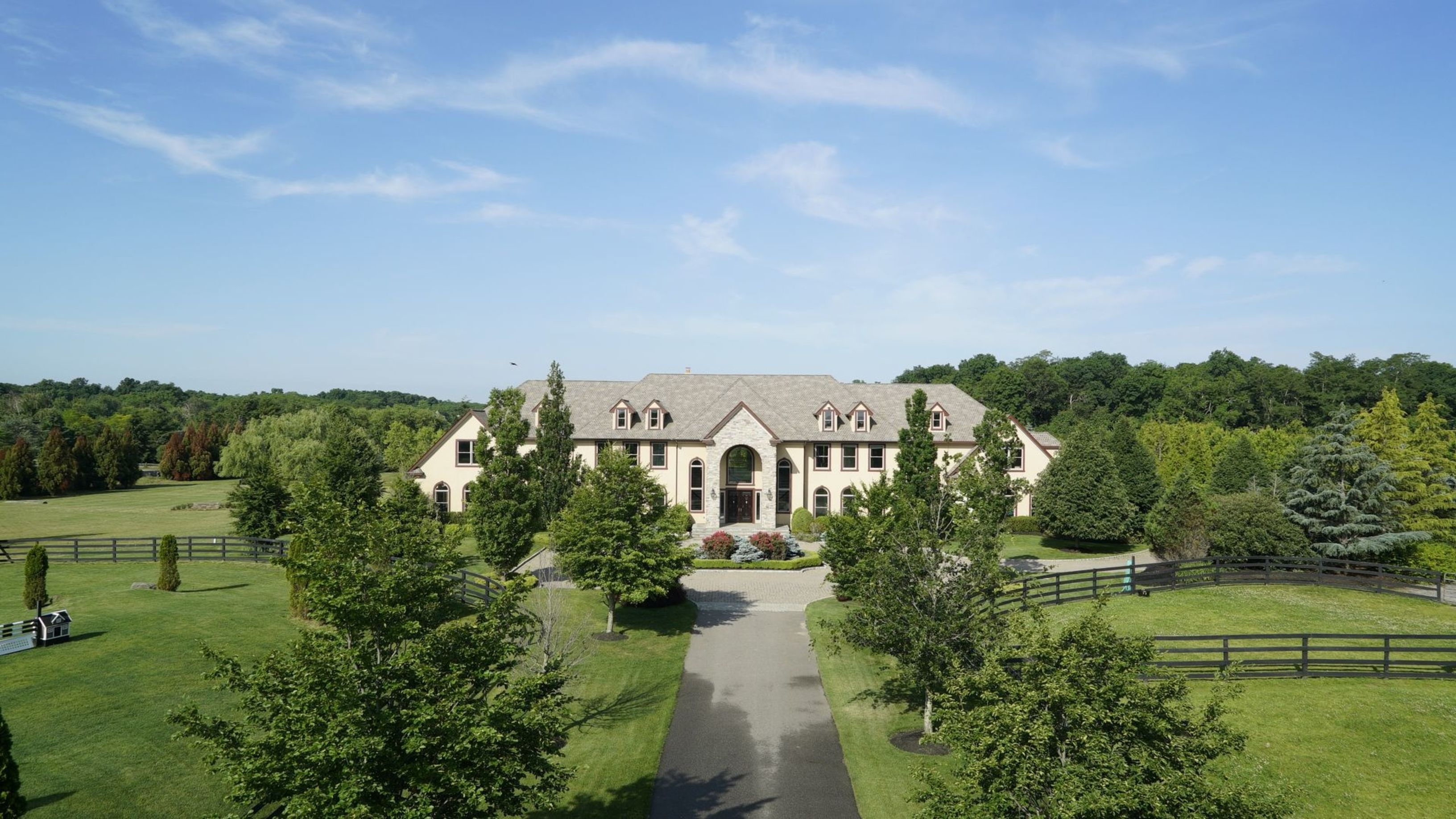 55 Cox Neck Rd in Mattituck Out East