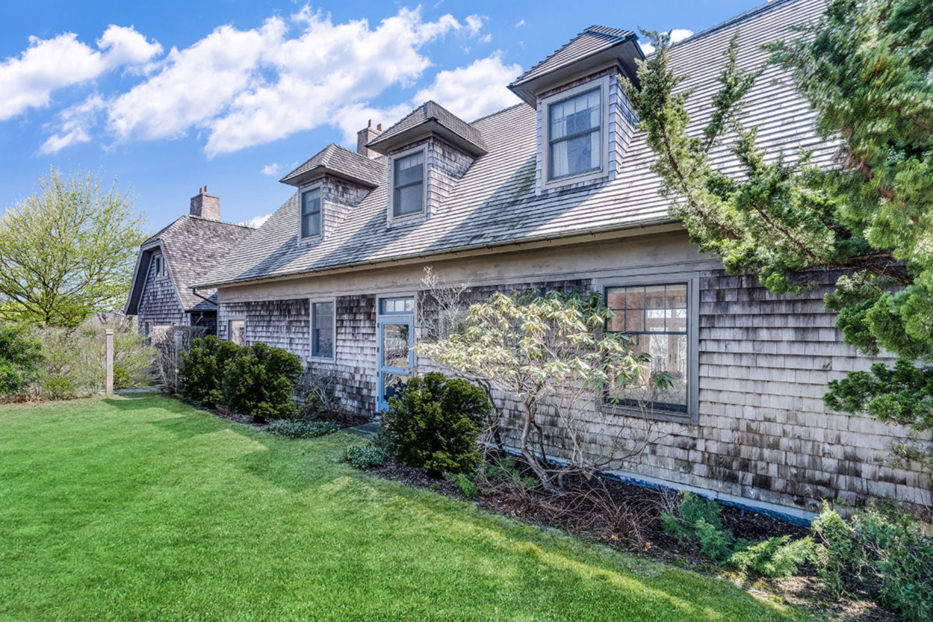 161 Bluff Rd in Amagansett Out East