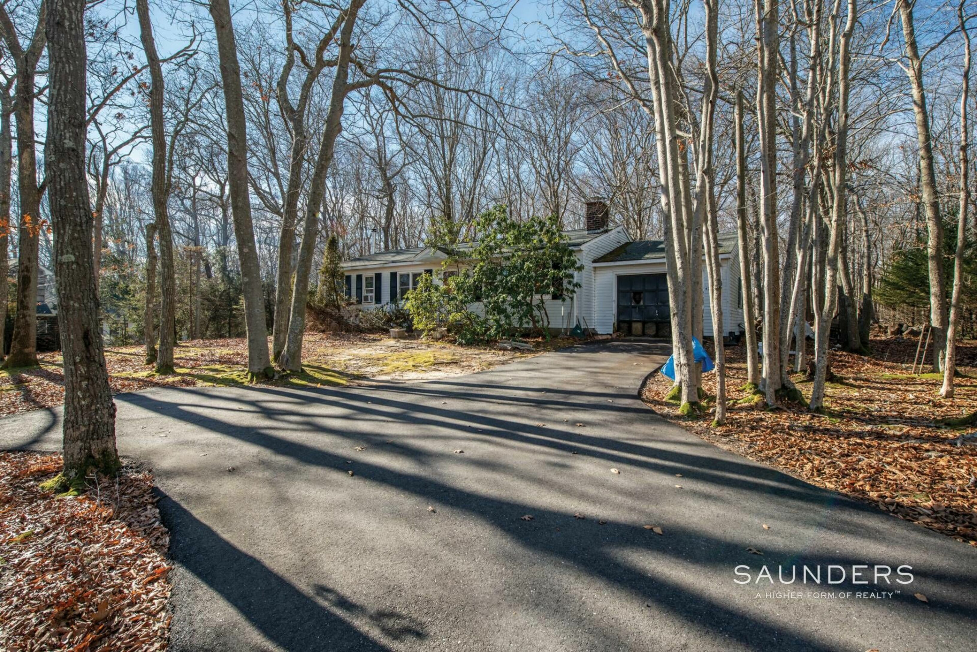 479 Seven Ponds Towd Rd in Water Mill Out East