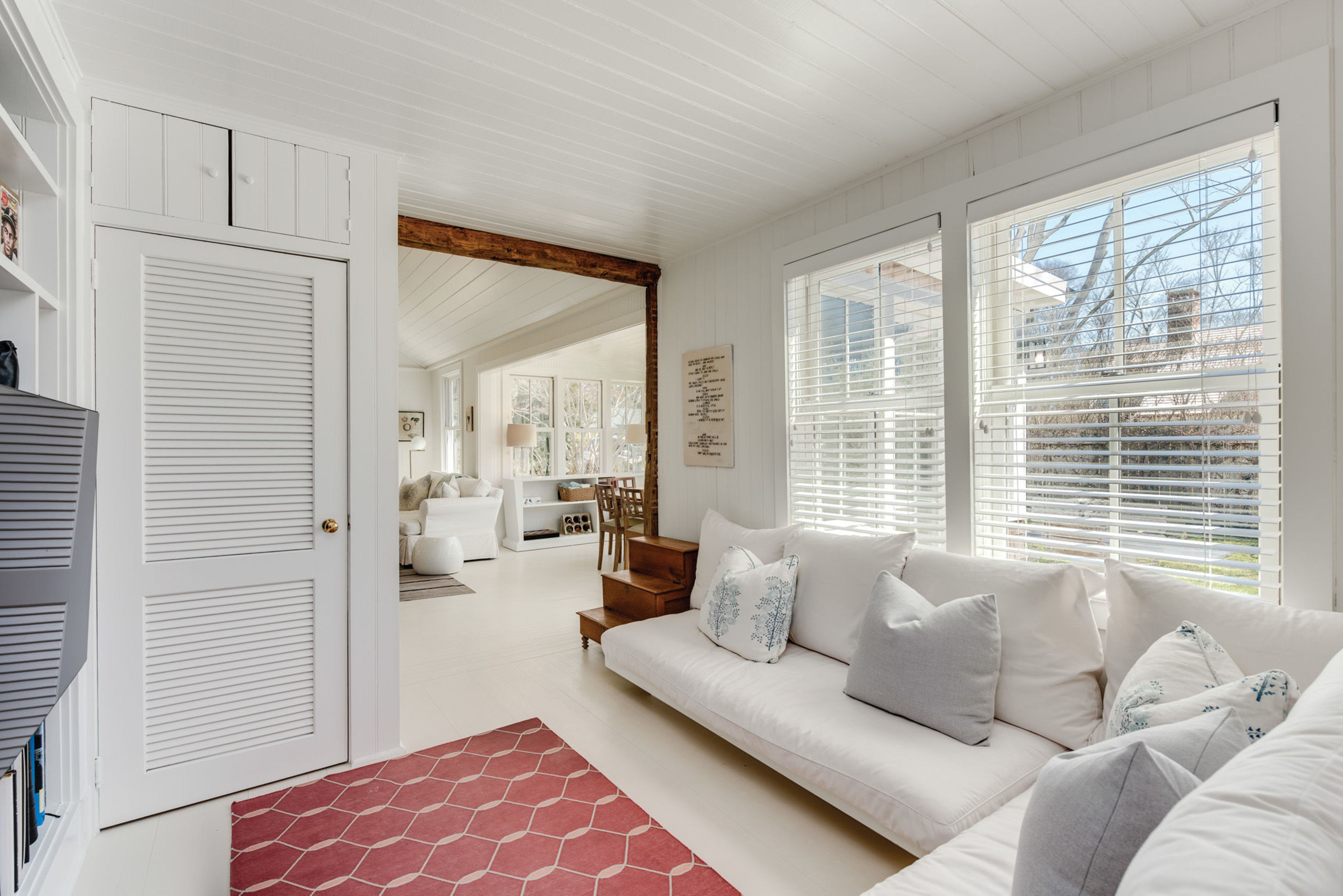 30 Hand Ln in Amagansett Out East