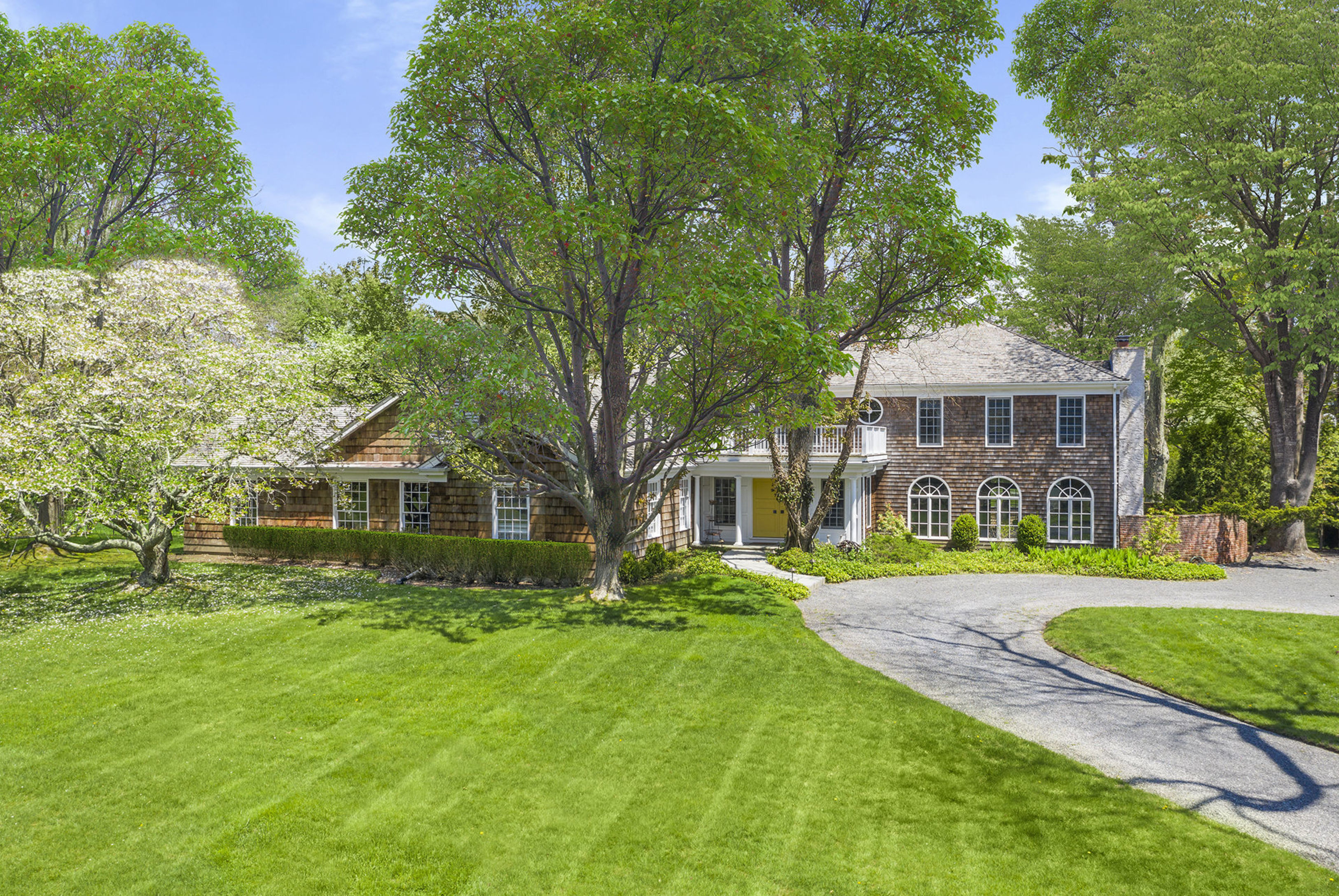 12 Pudding Hill Ln in East Hampton Out East