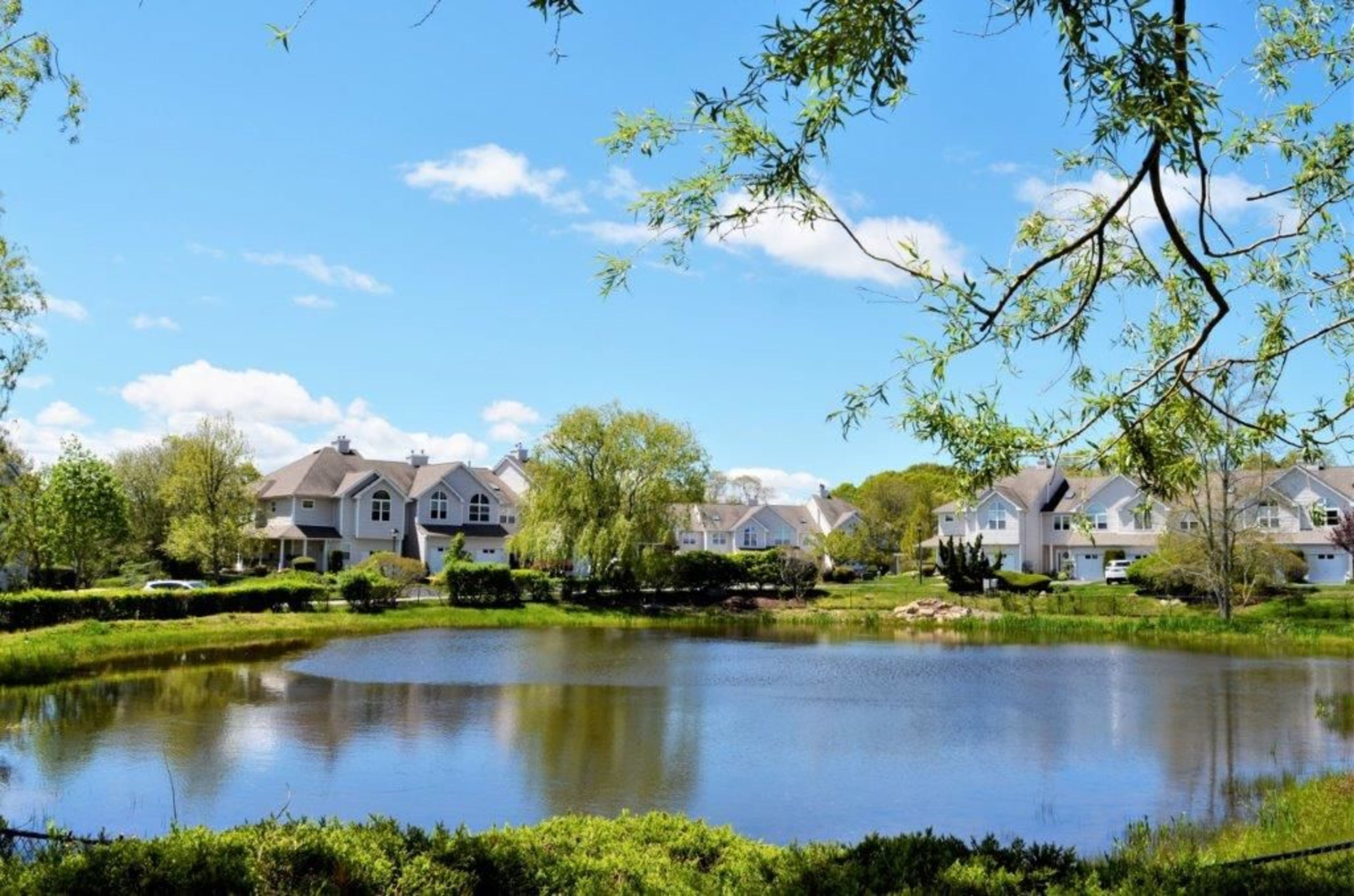 2503 Willow Pond Dr in Riverhead Out East