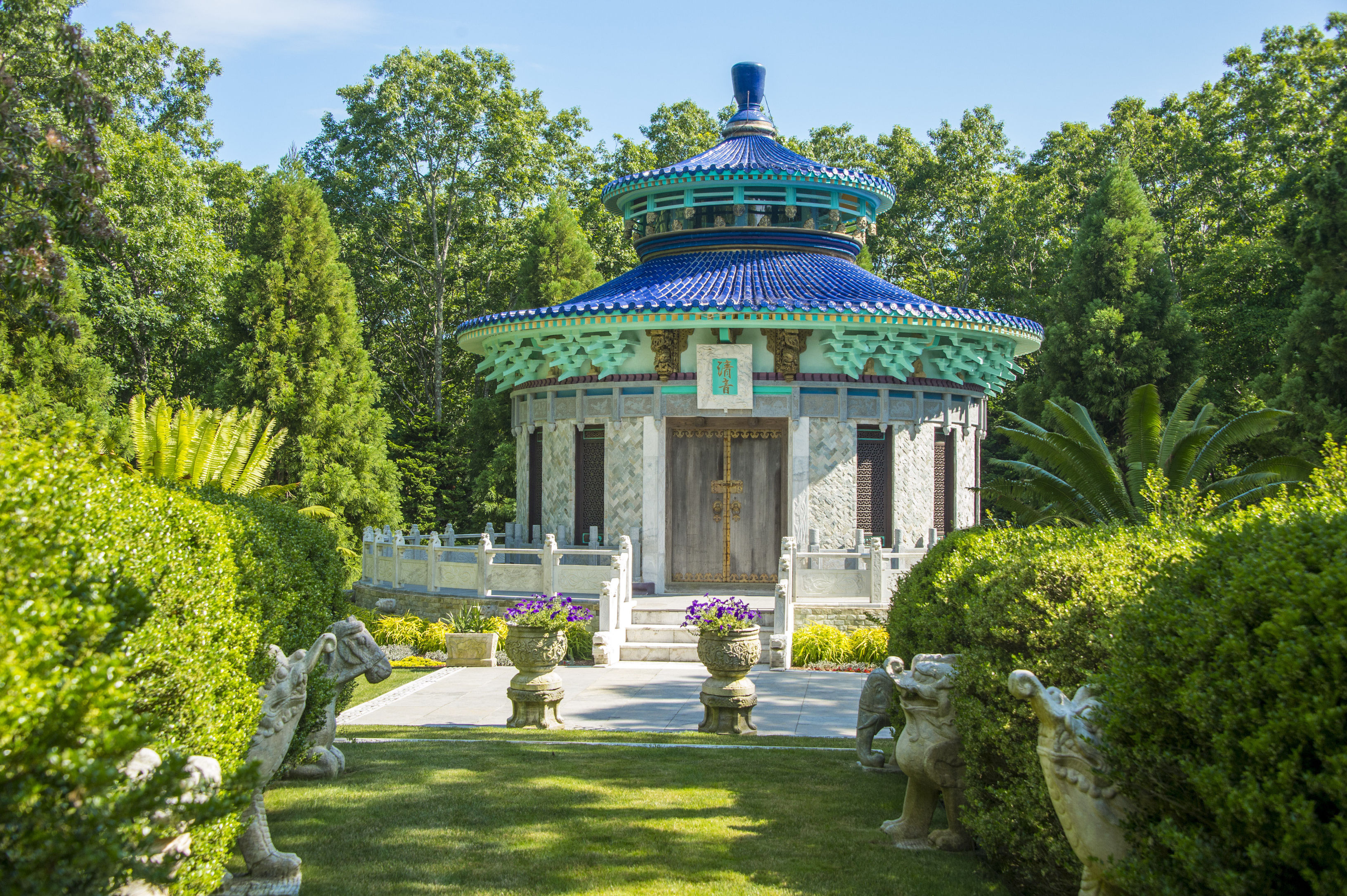 5 Paumanok Road in Bridgehampton Out East