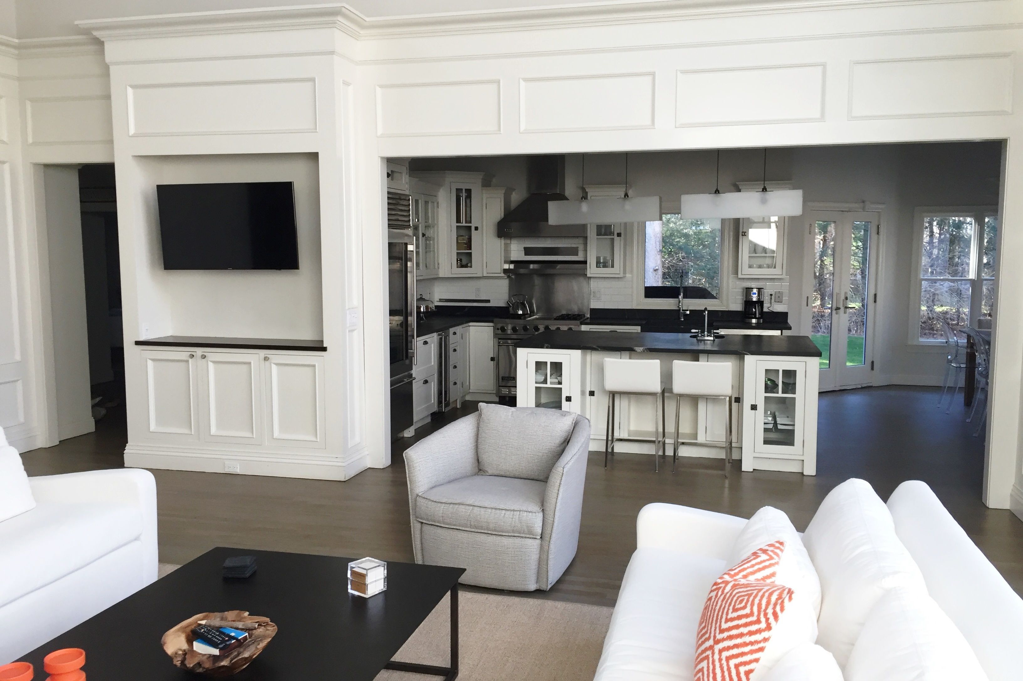 4 Holly Pl in East Hampton | Out East