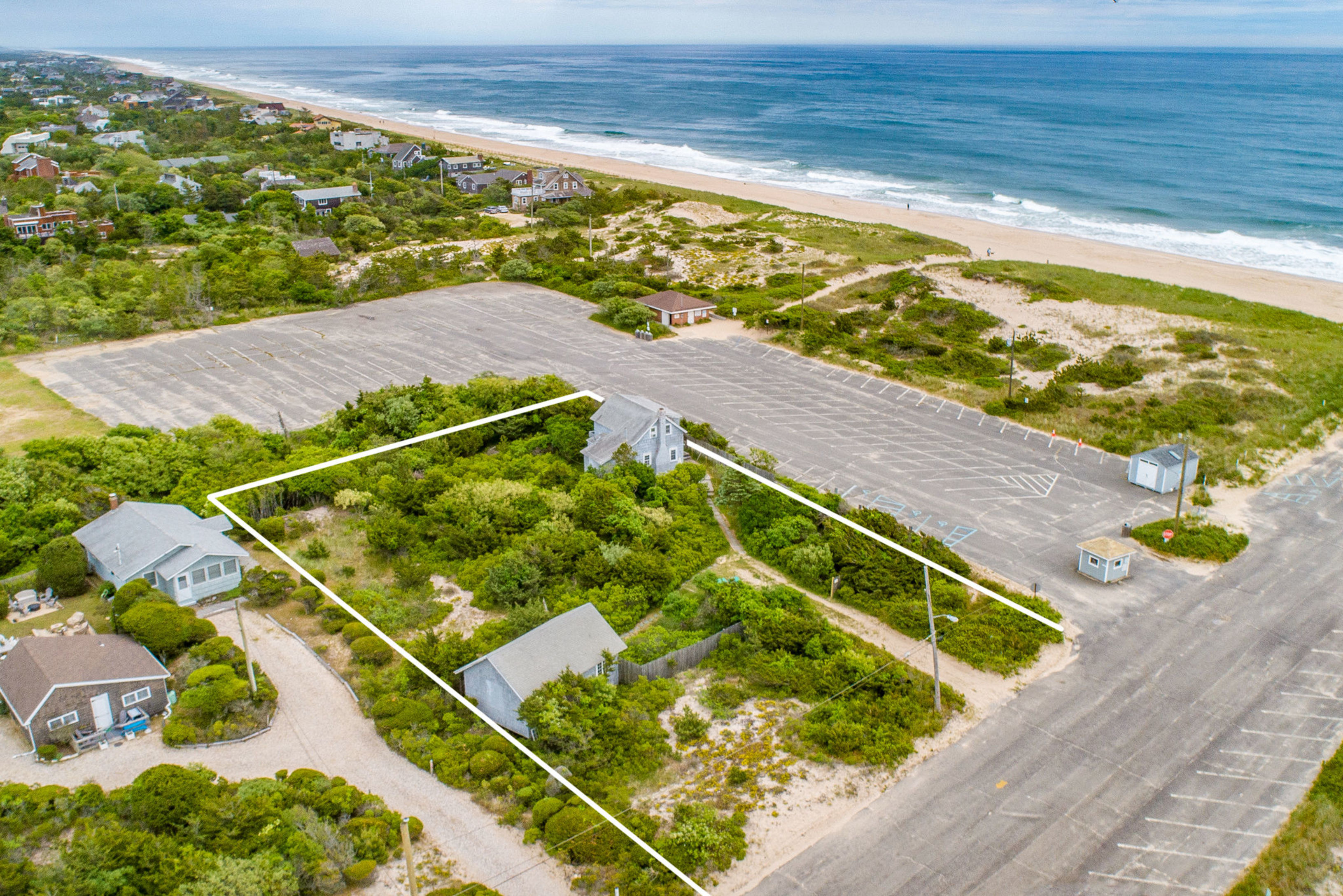 175 Atlantic Ave in Amagansett Out East