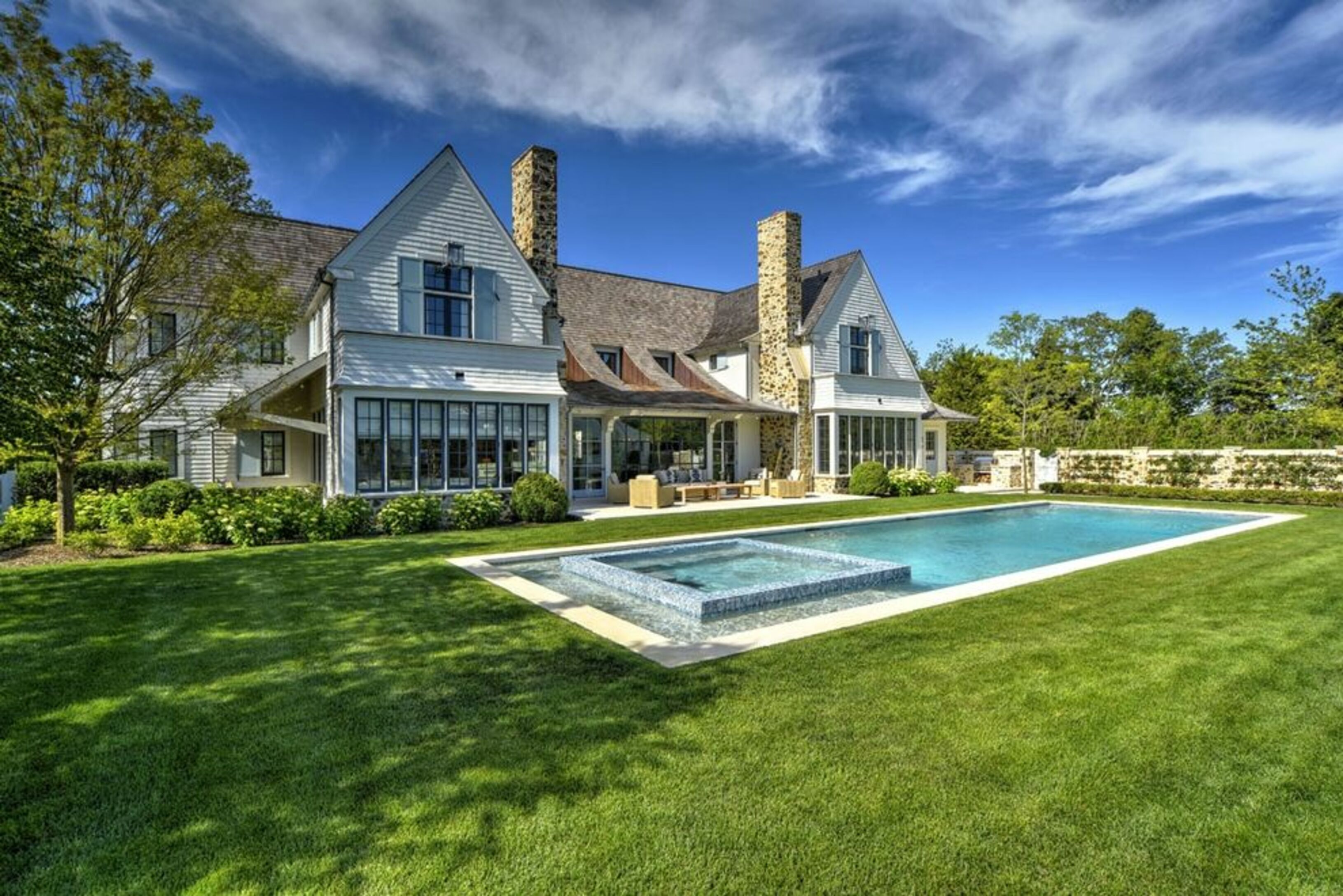 70 Matthews Ln in Bridgehampton Out East