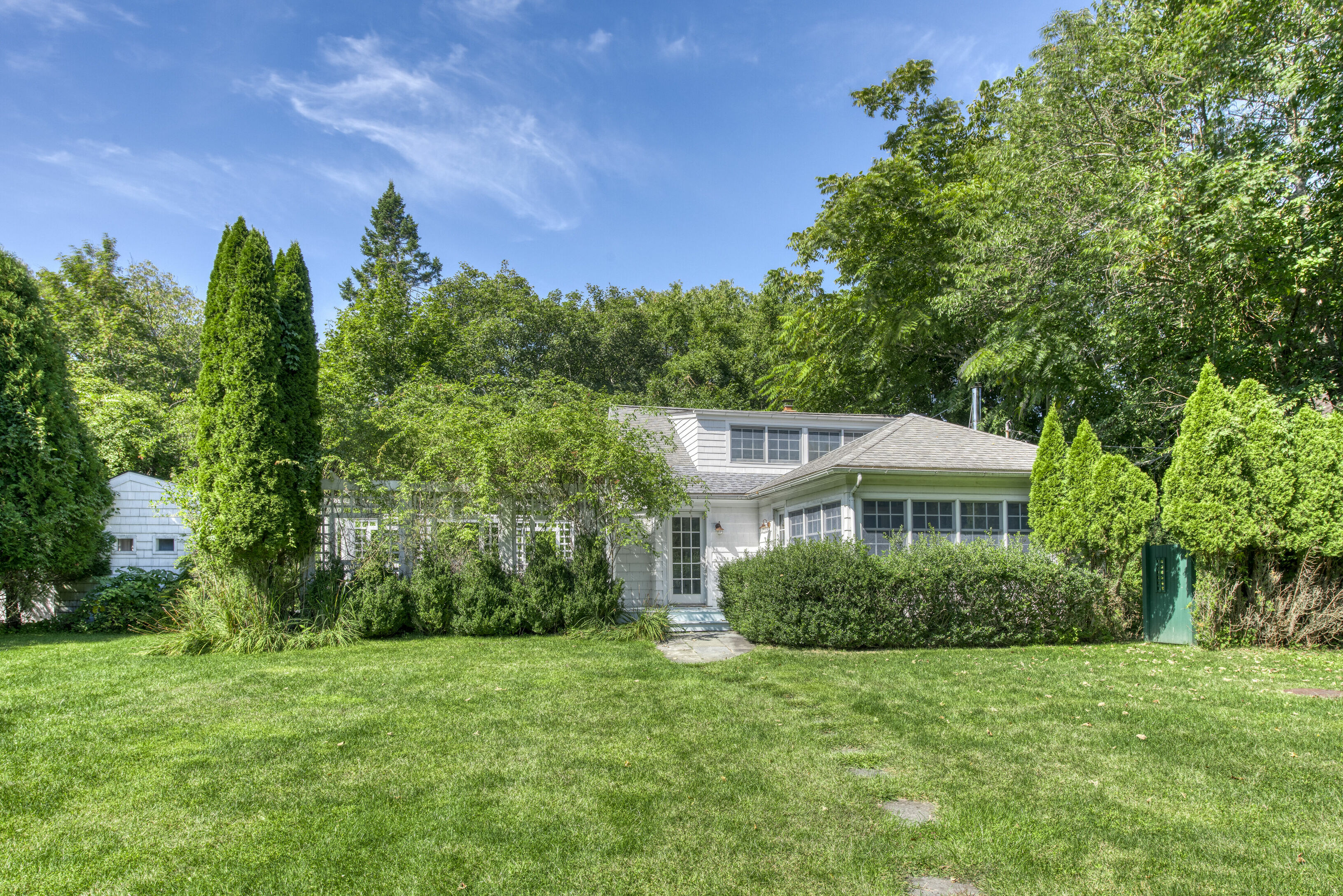 59 Osborne Ln in East Hampton Out East