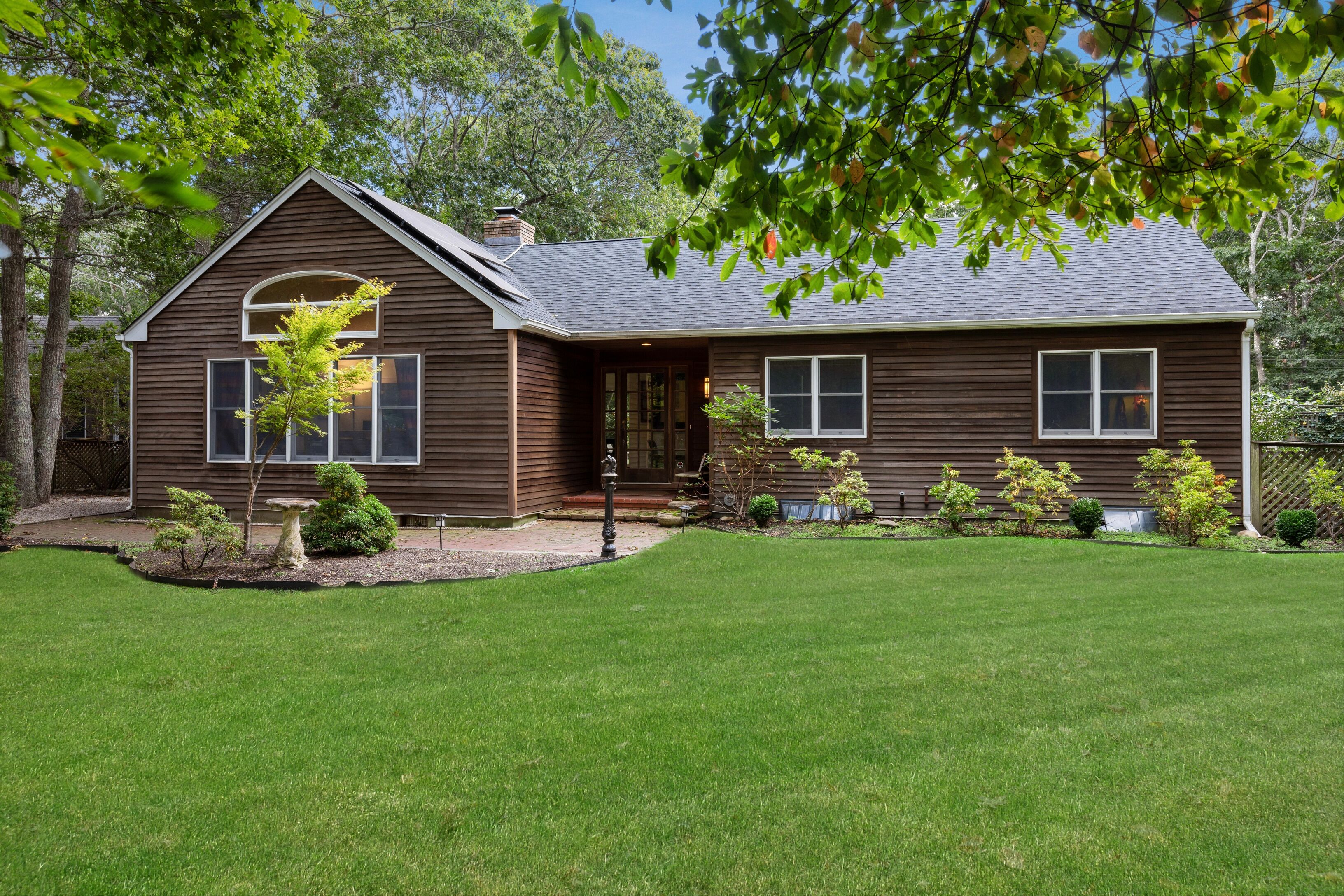 170 Talmage Farm Ln in East Hampton Out East