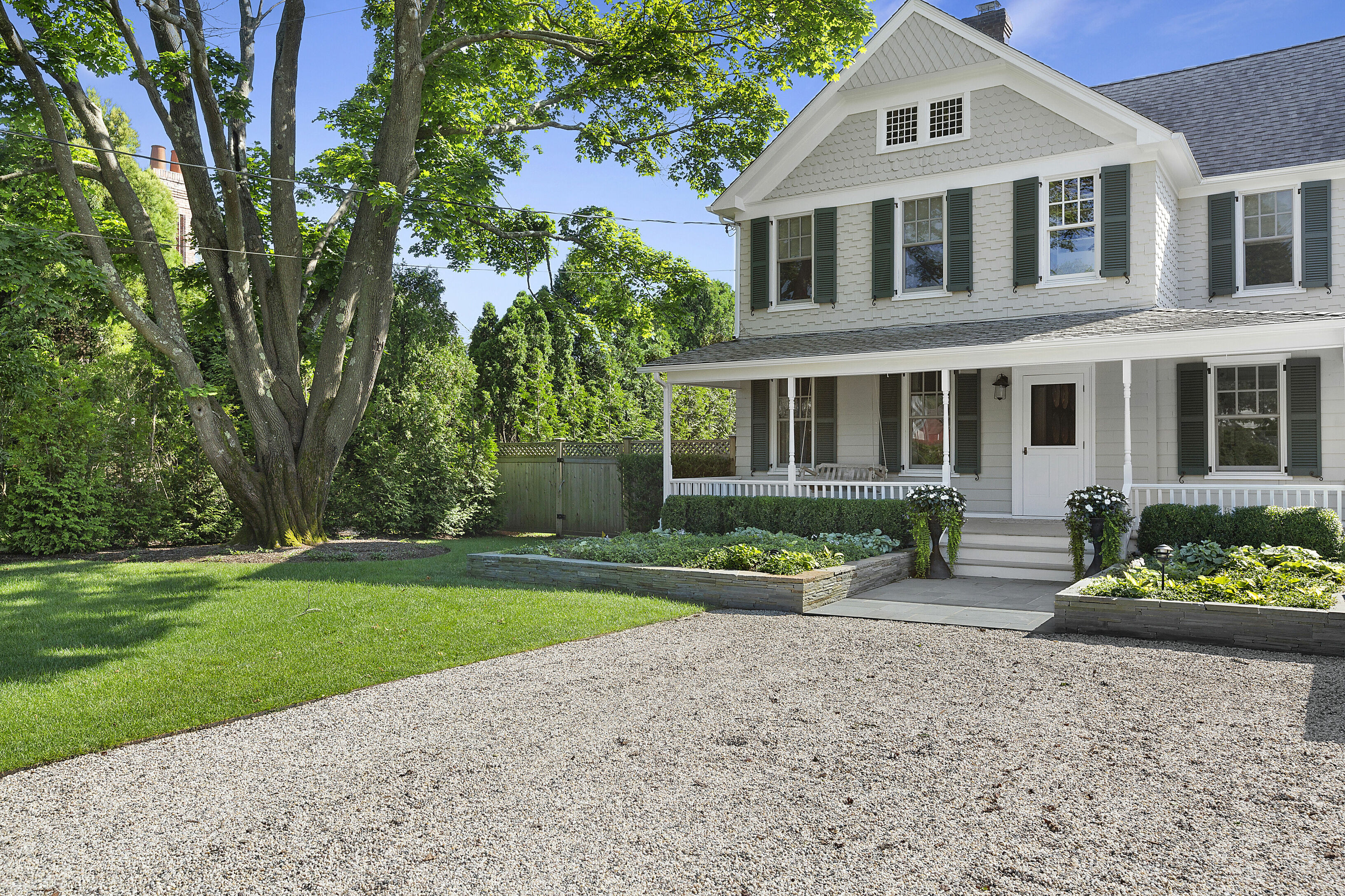 15 Beach Ln in Westhampton Beach Out East