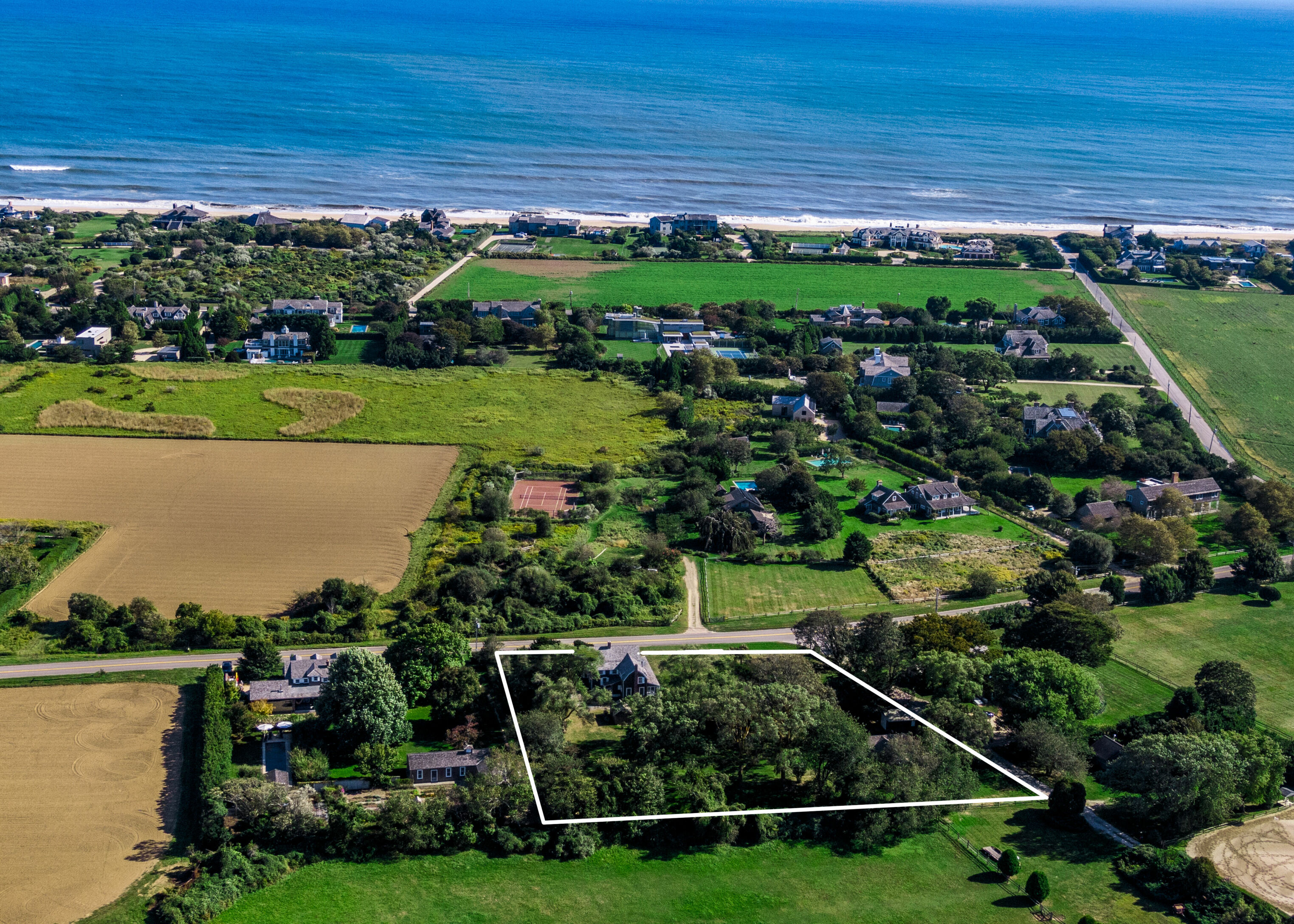 76 Daniels Ln in Sagaponack Out East