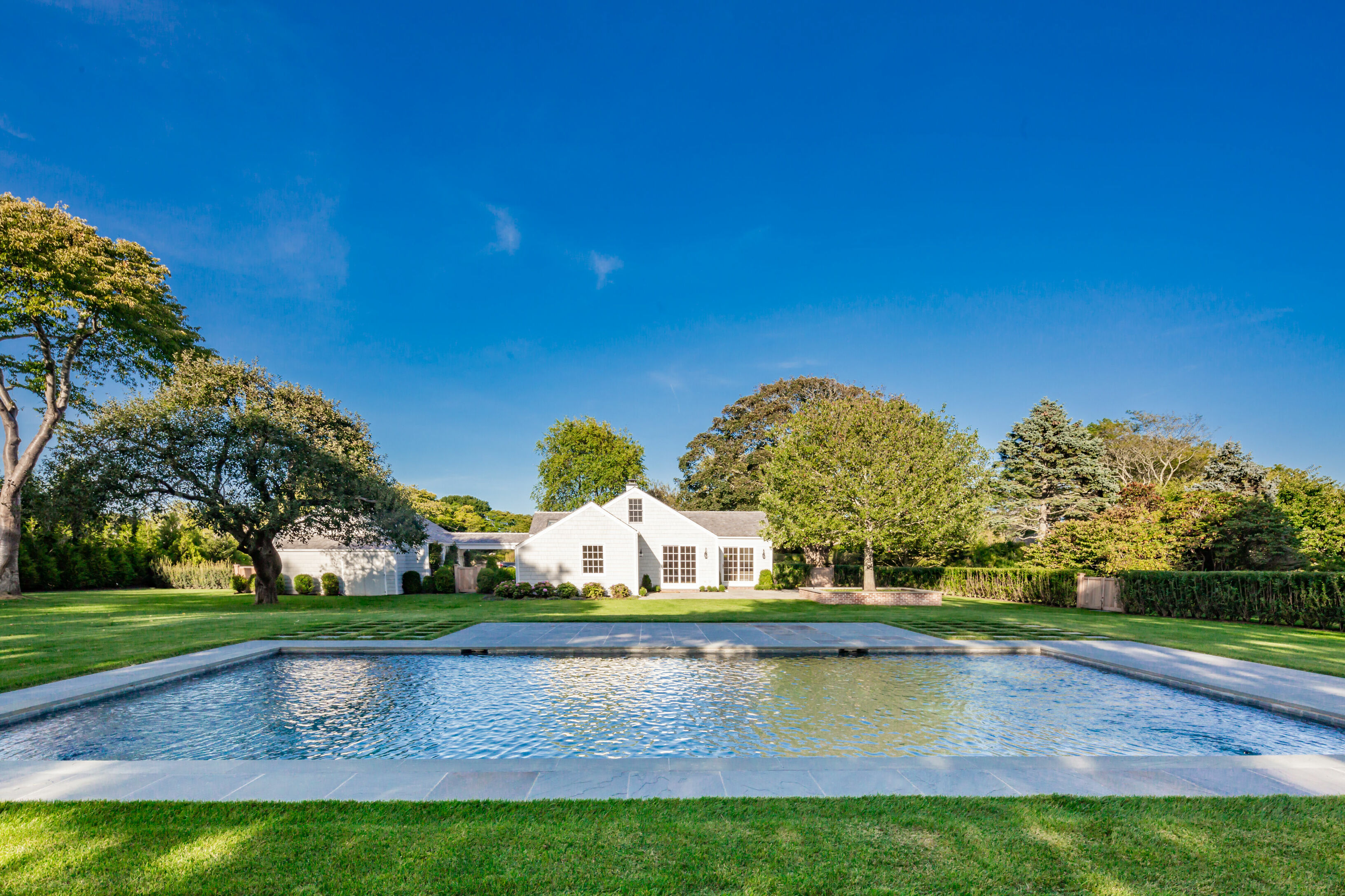 26 & 32 Windmill Ln in East Hampton Out East