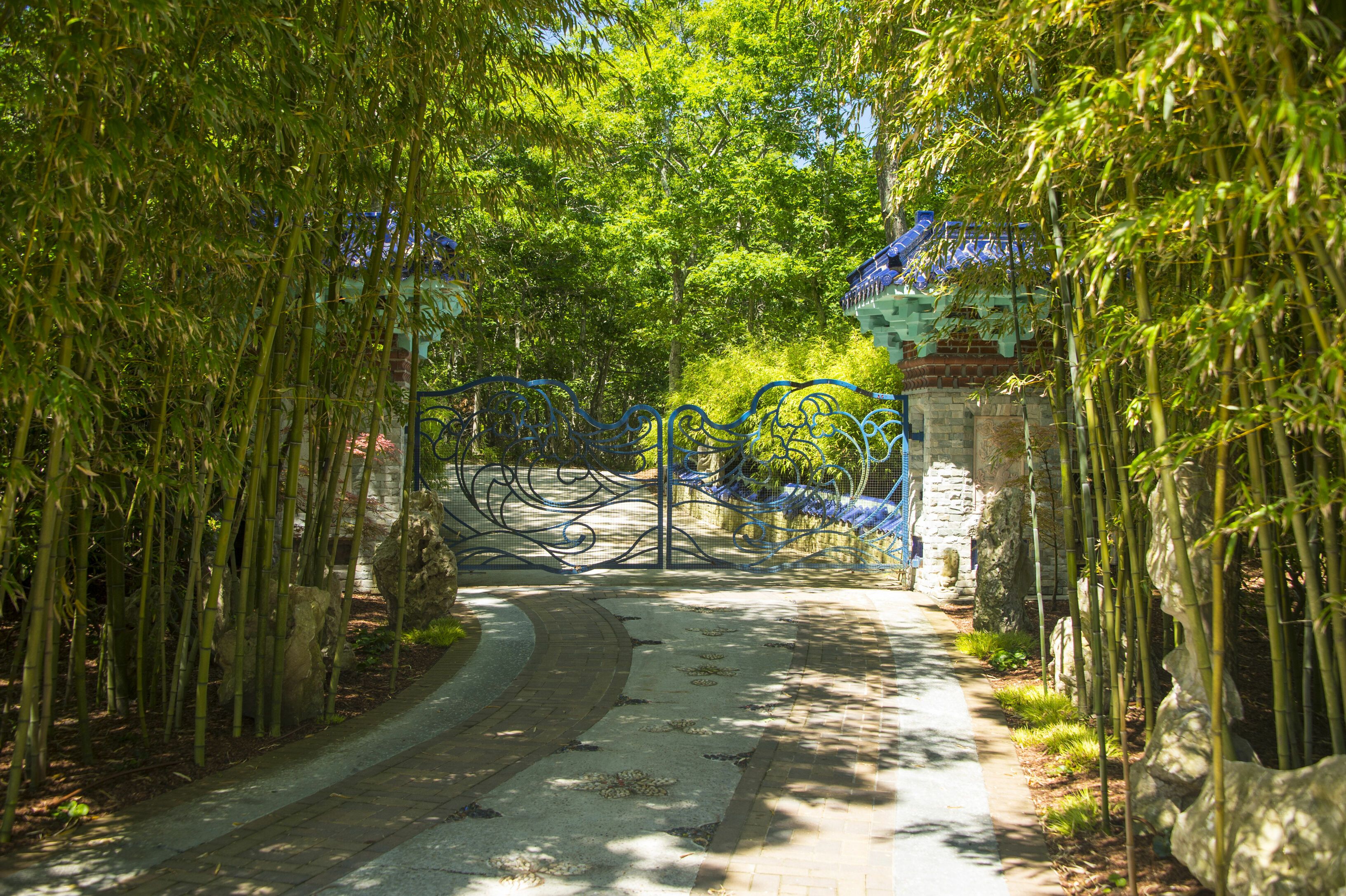 5 Paumanok Road in Bridgehampton Out East