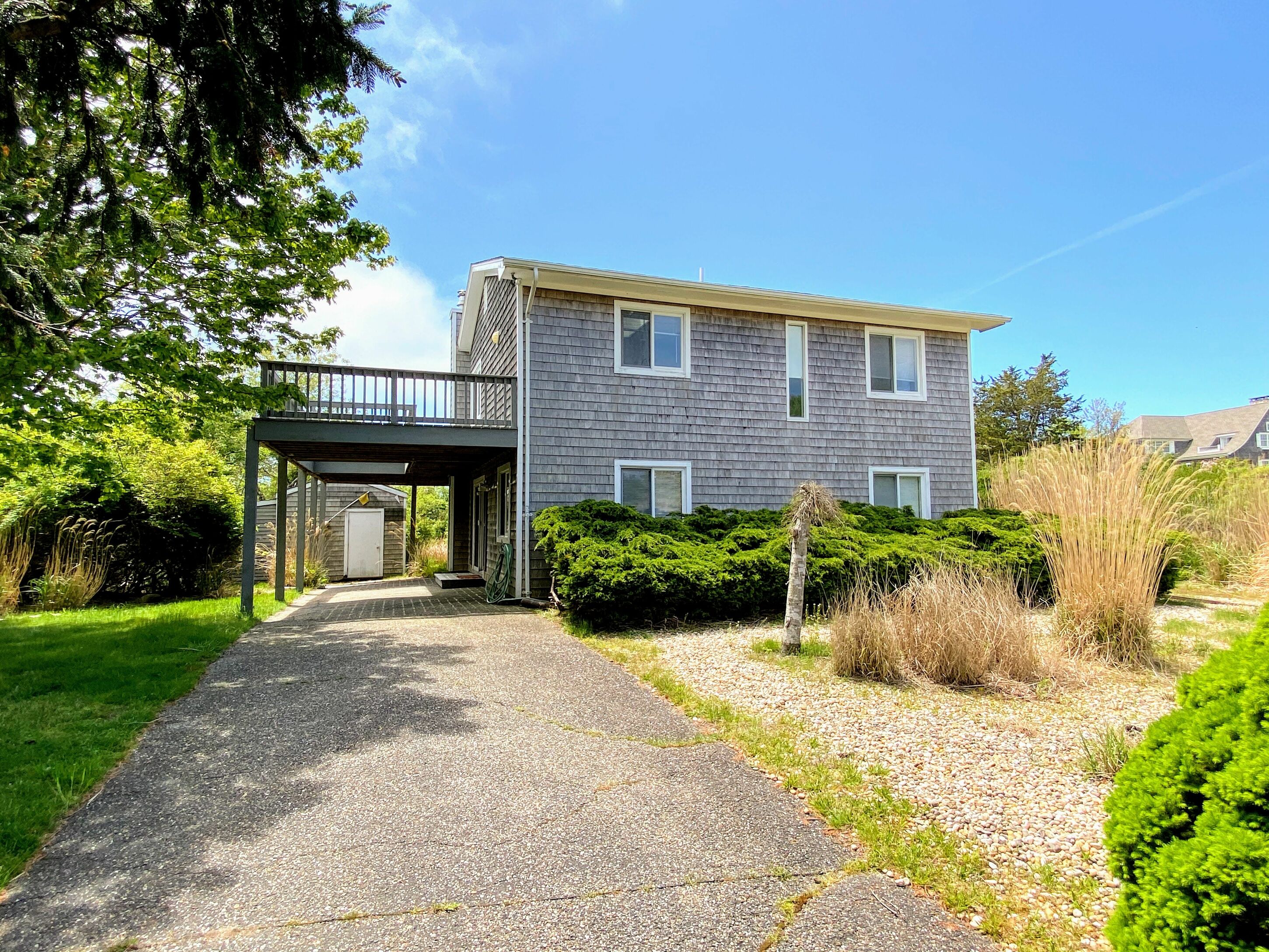 6 Fisk St in Montauk Out East