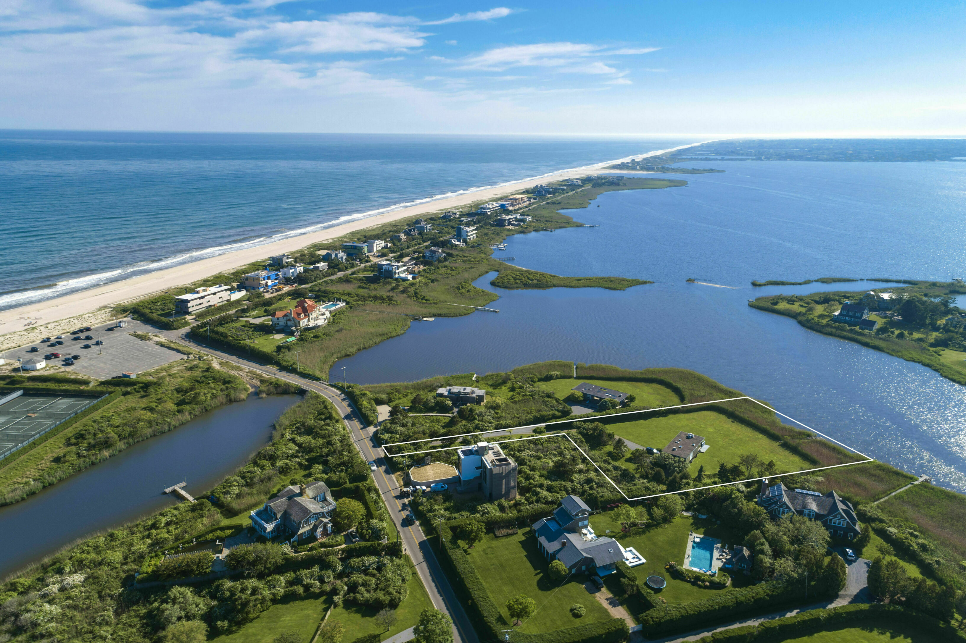 474 Jobs Ln in Bridgehampton Out East