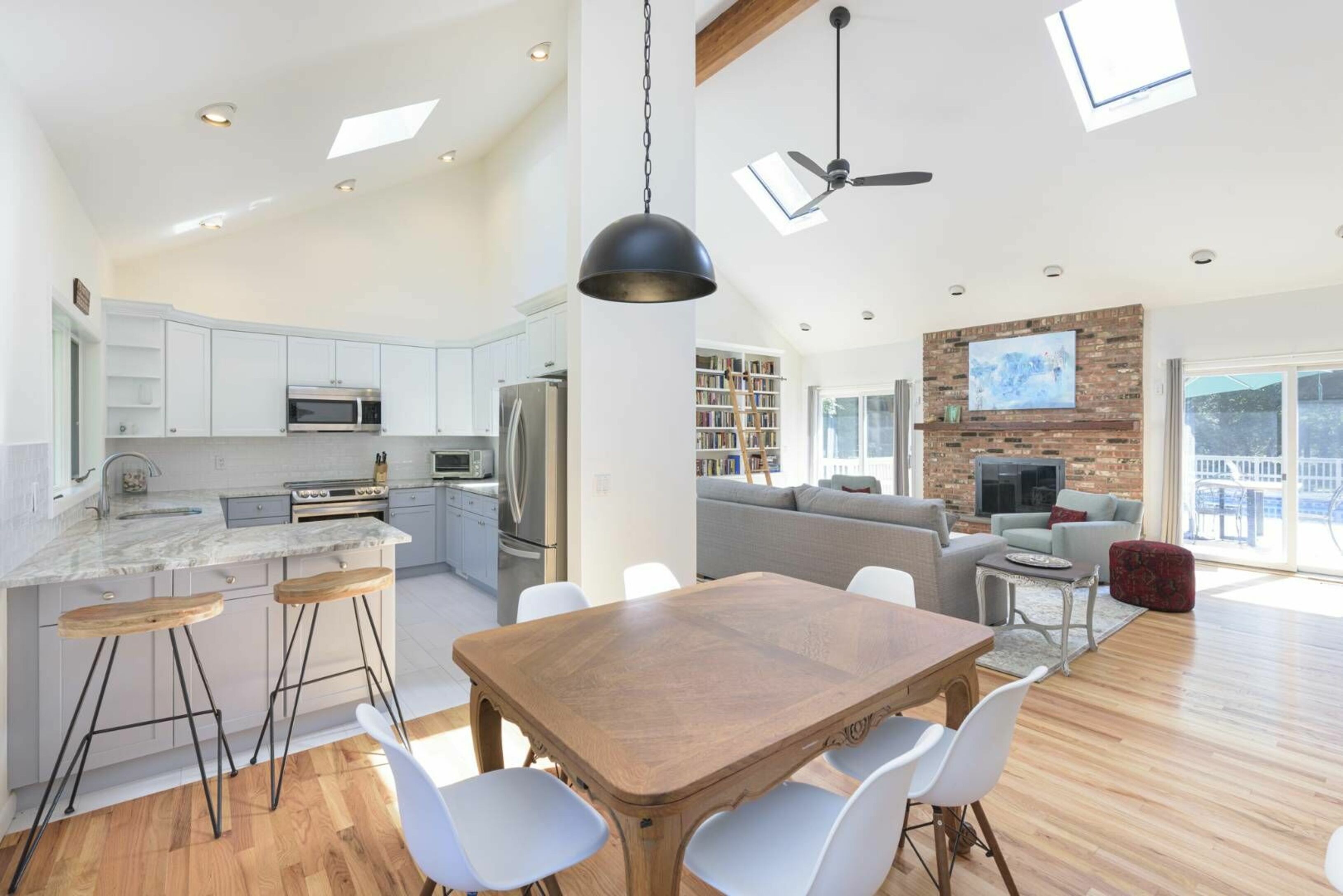 70 Jagger Ln in Westhampton Out East