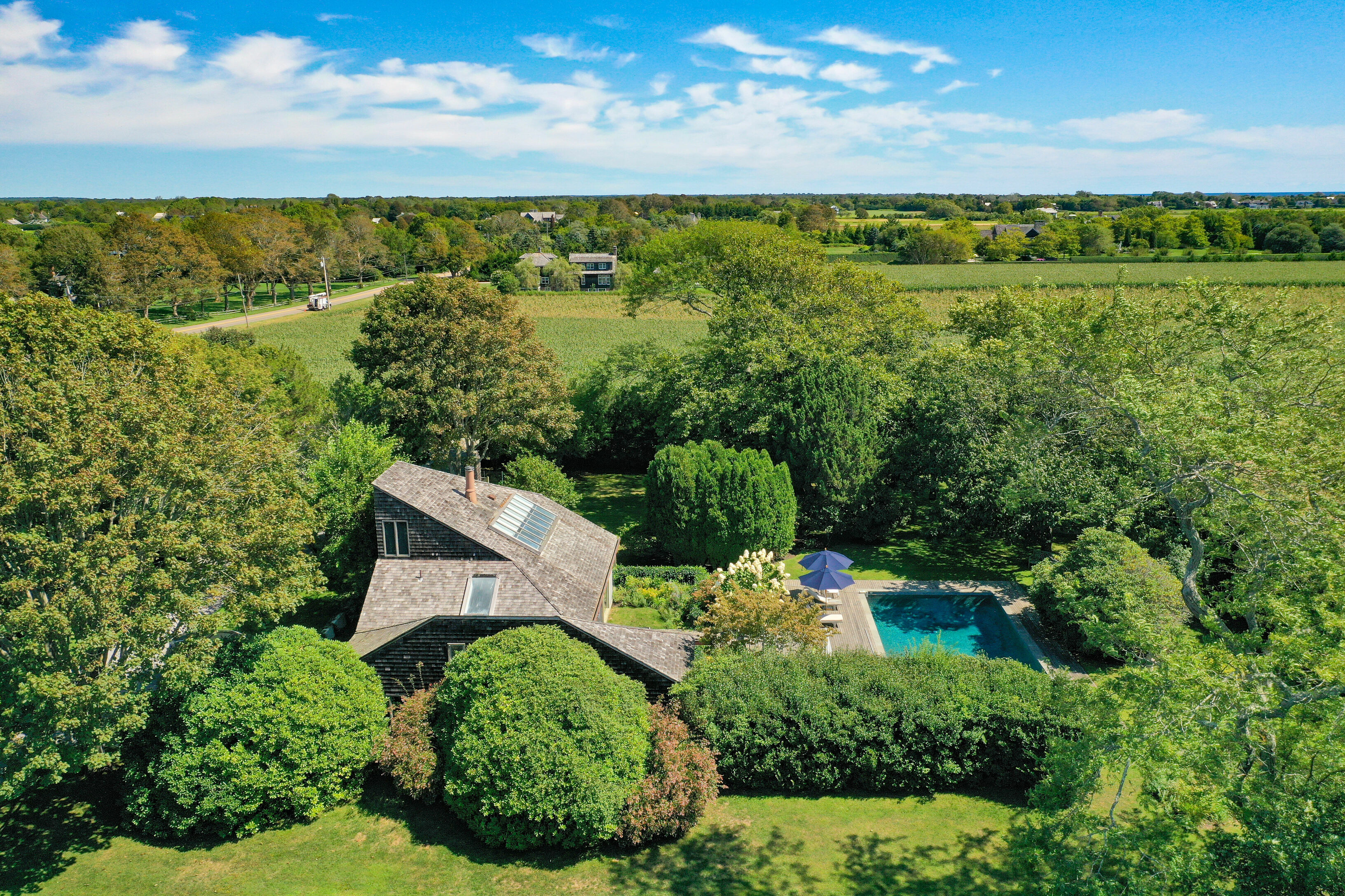 29 Fairfield Pond Ln in Sagaponack Out East