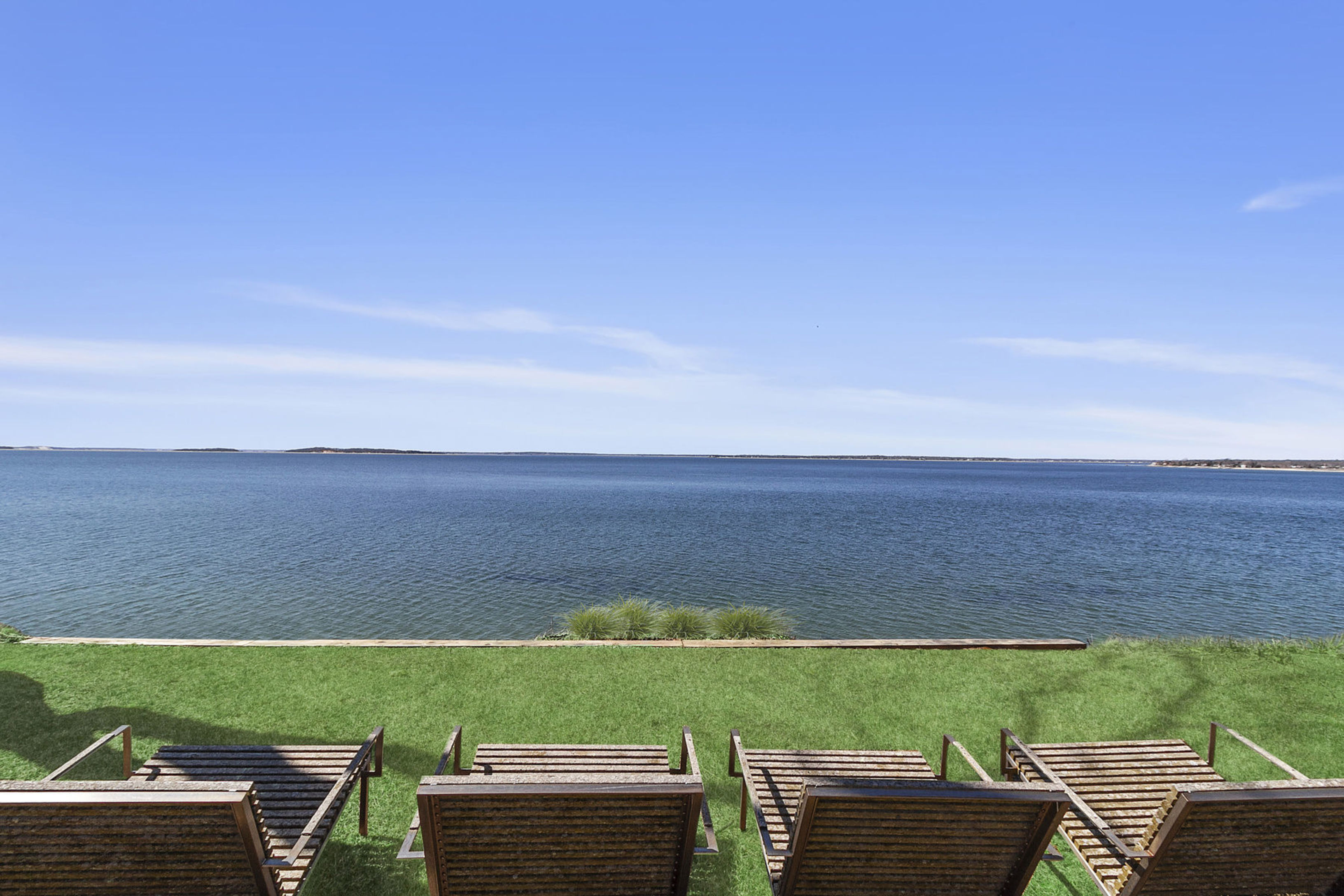 14 on the Bluff in Sag Harbor Out East