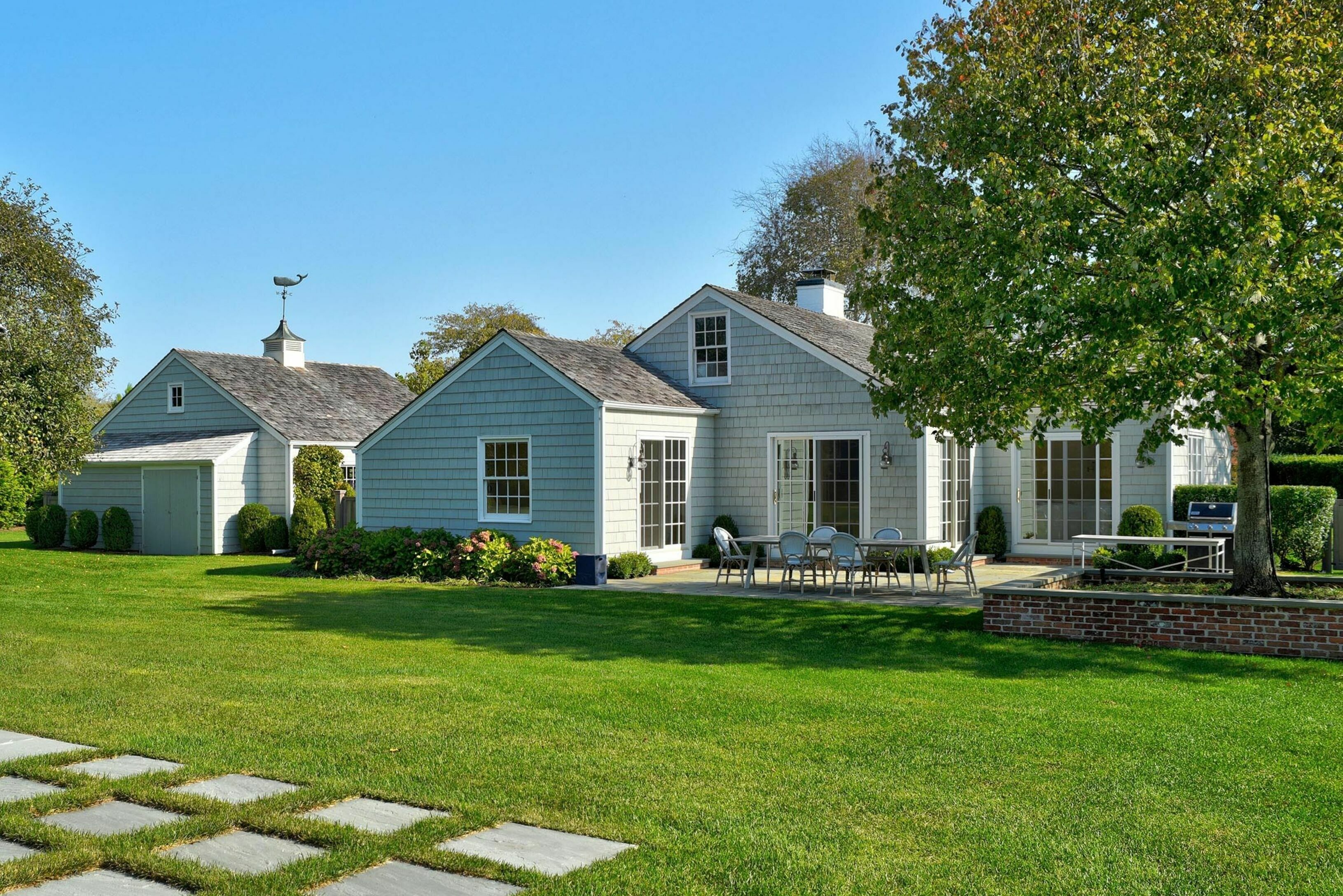 26 & 32 Windmill Ln in East Hampton Out East