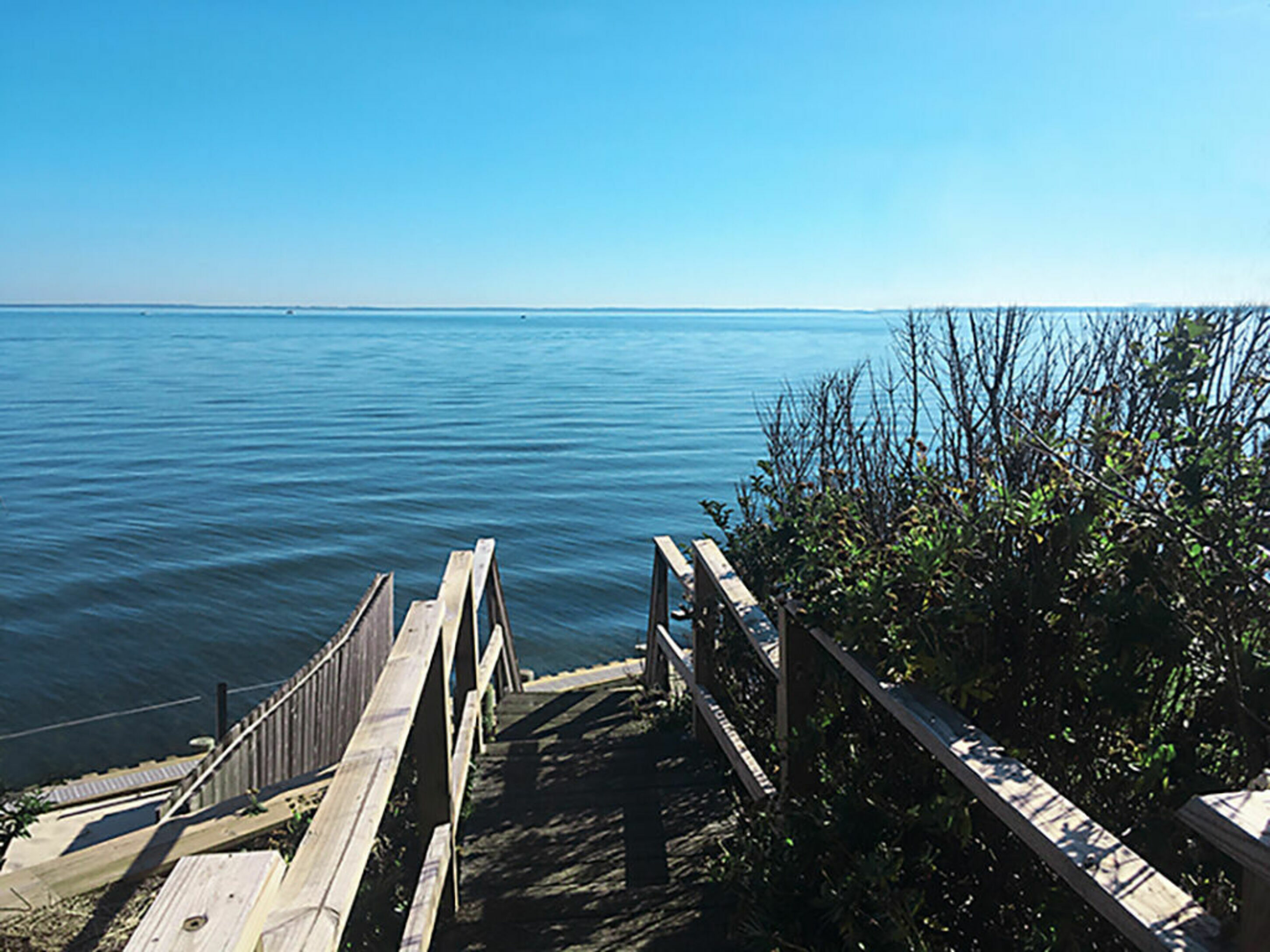 6825 Peconic Bay Blvd in Laurel Out East