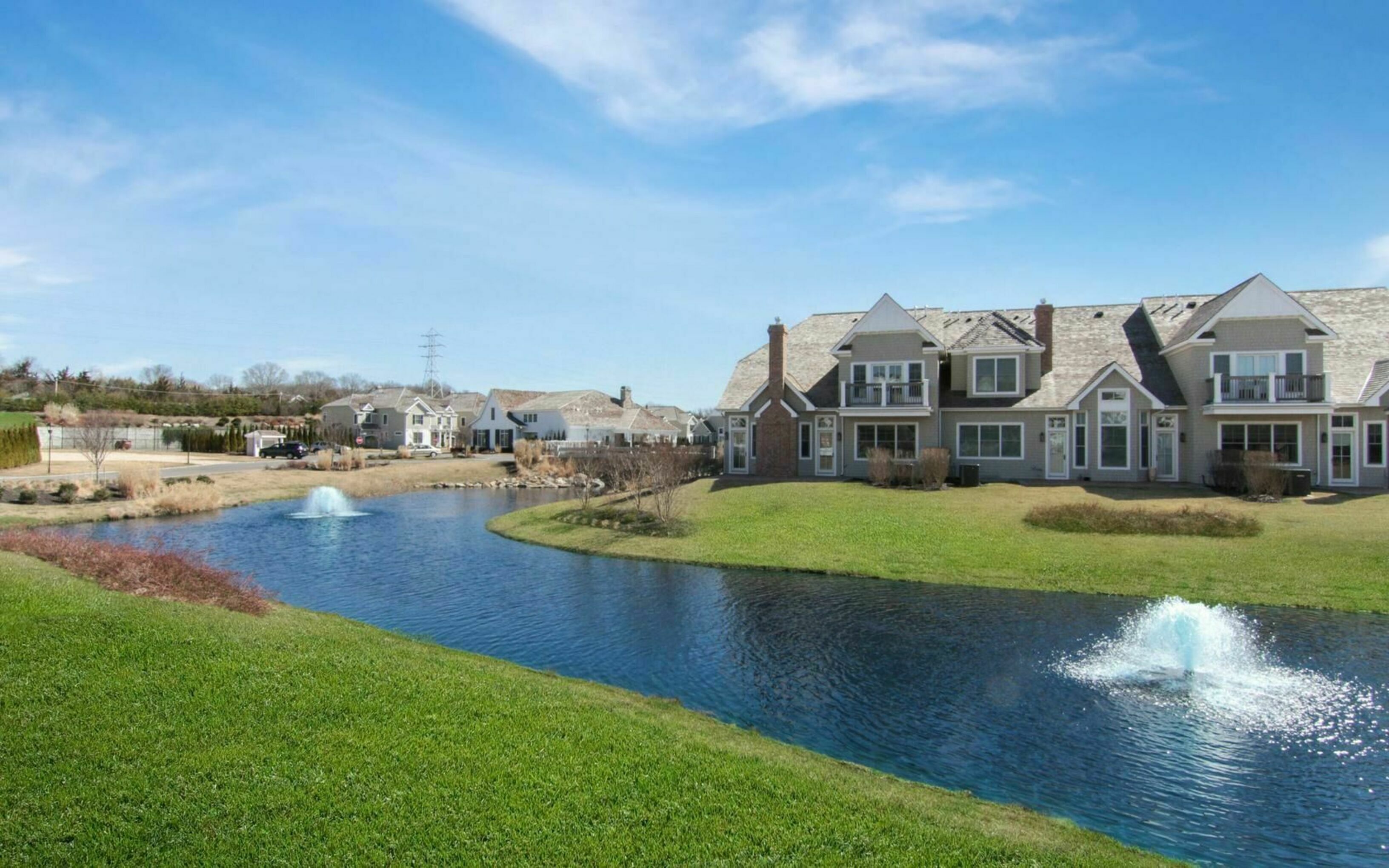 1502 Devon Ct in Southampton Out East