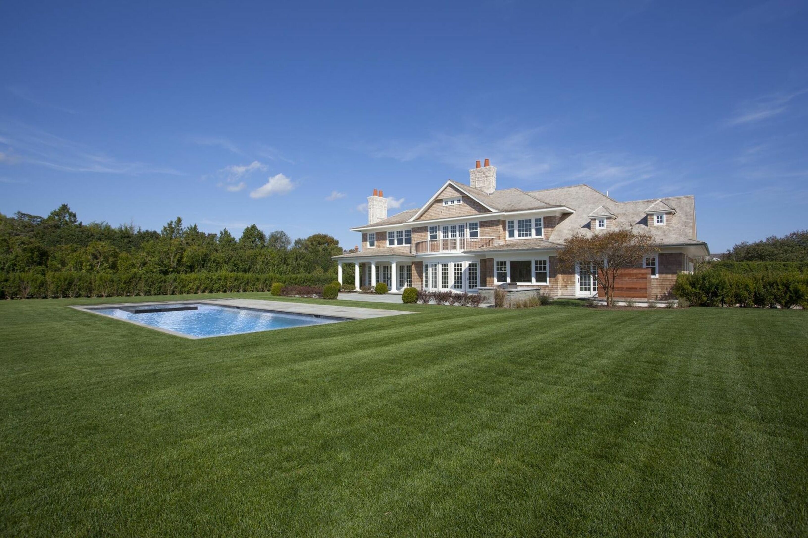 90 Fairfield Pond Ln in Sagaponack Out East