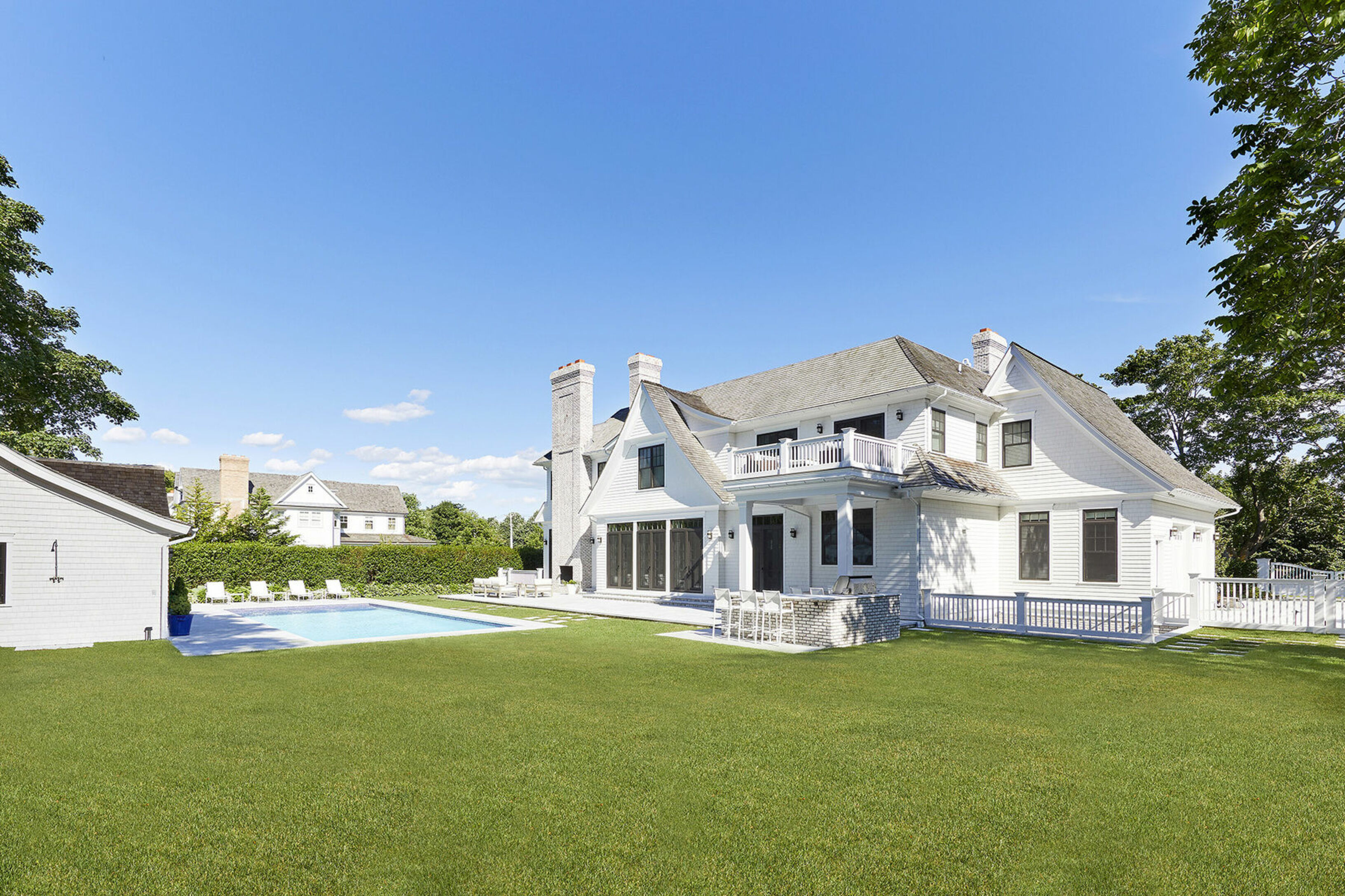 Property in Southampton Out East