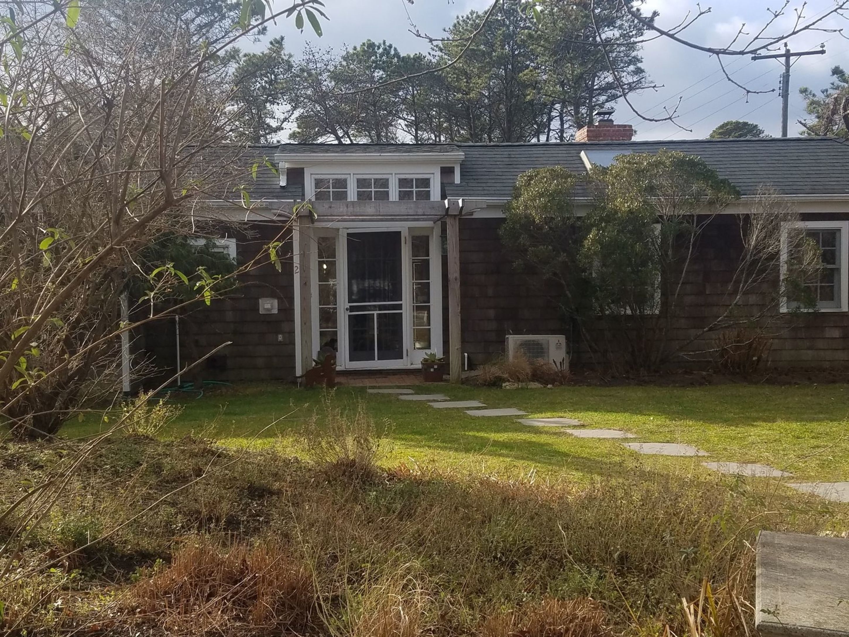 760 Montauk Hwy (aka 2 Gardiner Dr) in Amagansett Out East