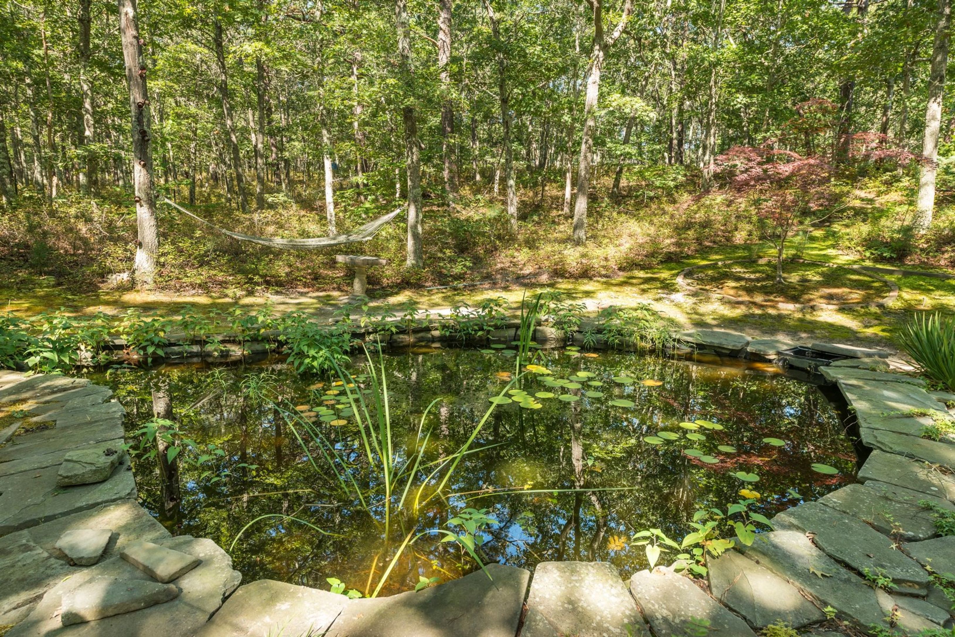 615 Seven Ponds Towd Rd in Southampton Out East