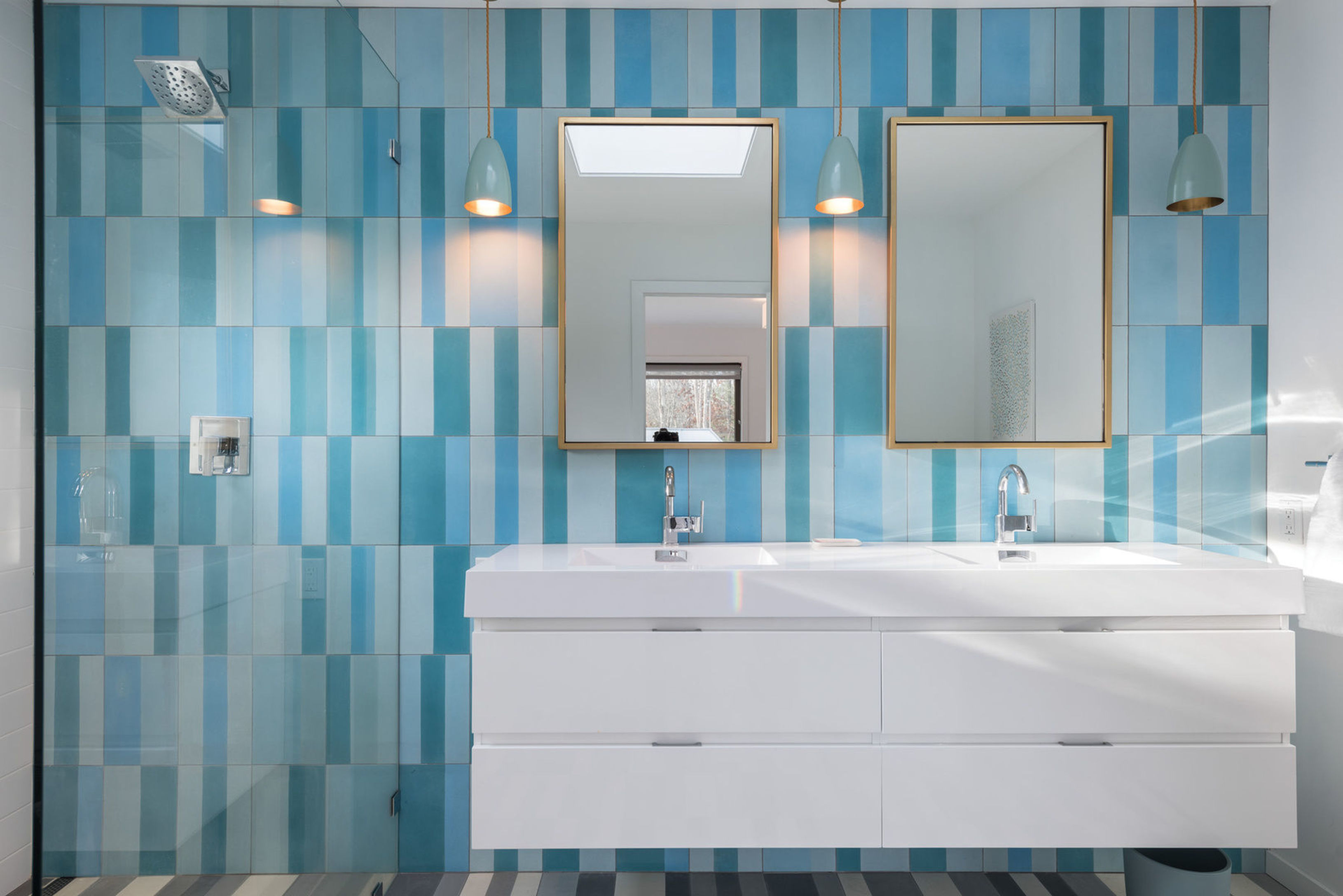 18 Indian Pipe Dr in Quogue Out East