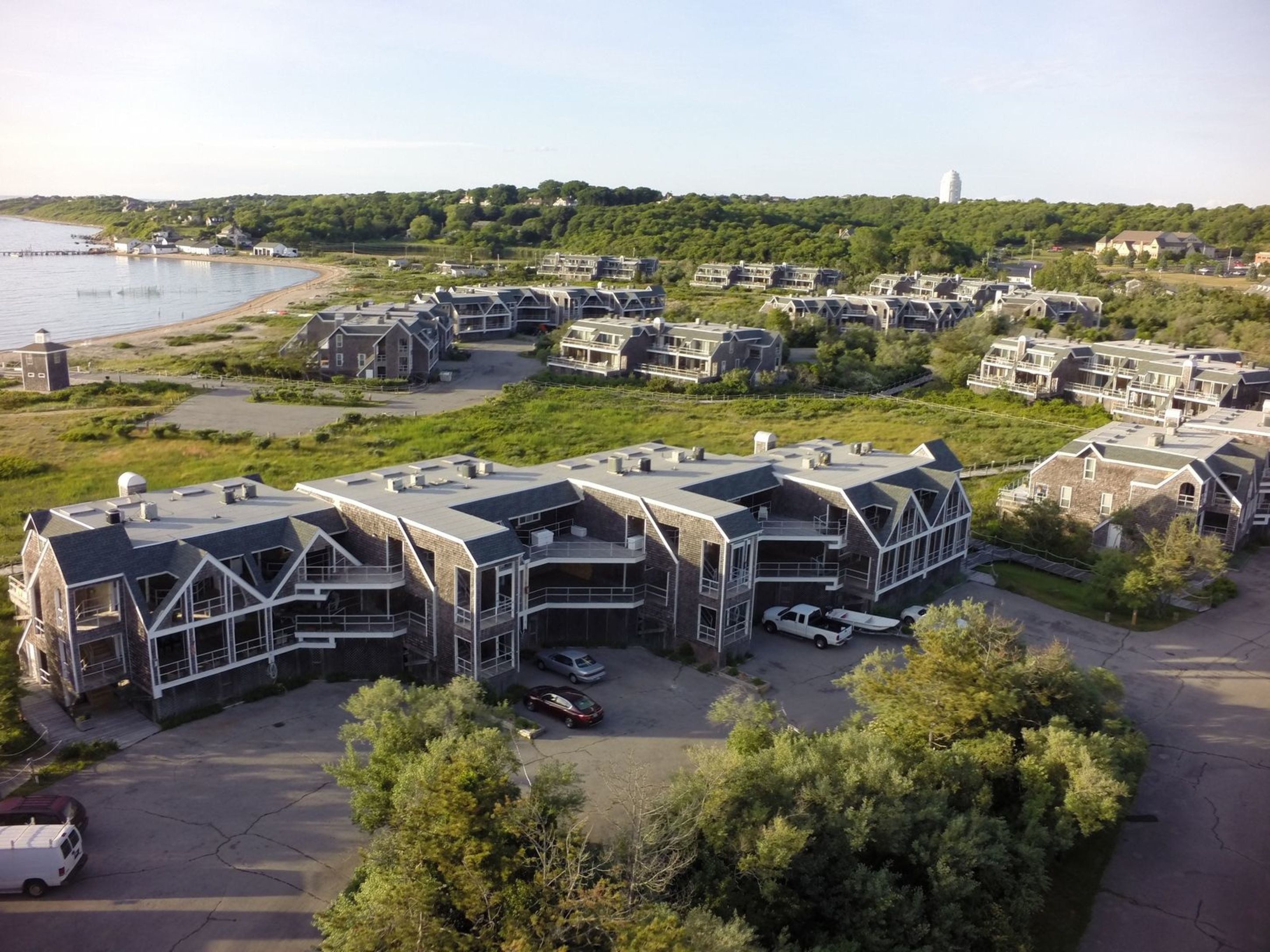 Rough Riders Landing, 23 Fort Pond Rd Unit 53 in Montauk Out East