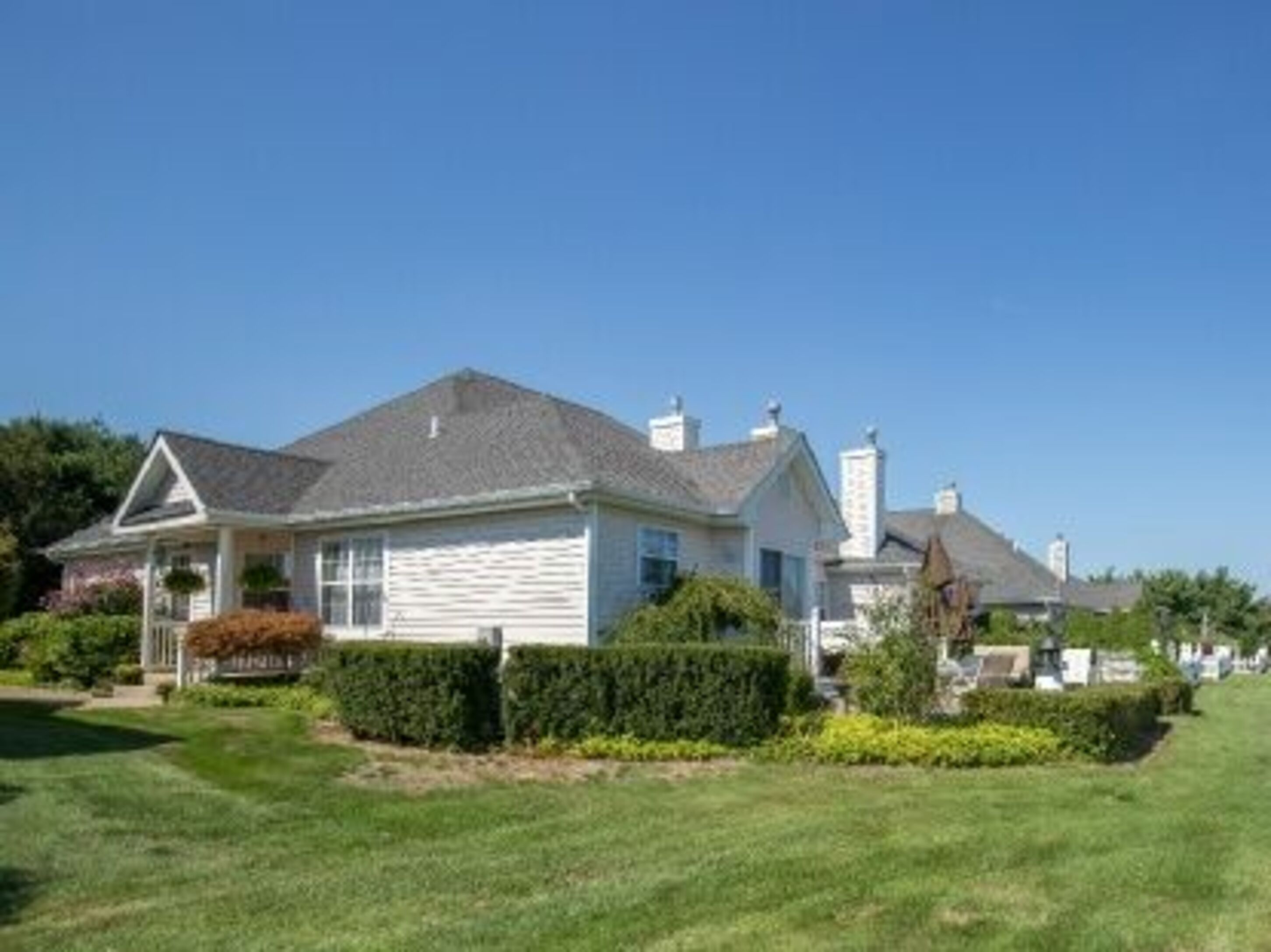 89 Saddle Lakes Dr in Riverhead Out East