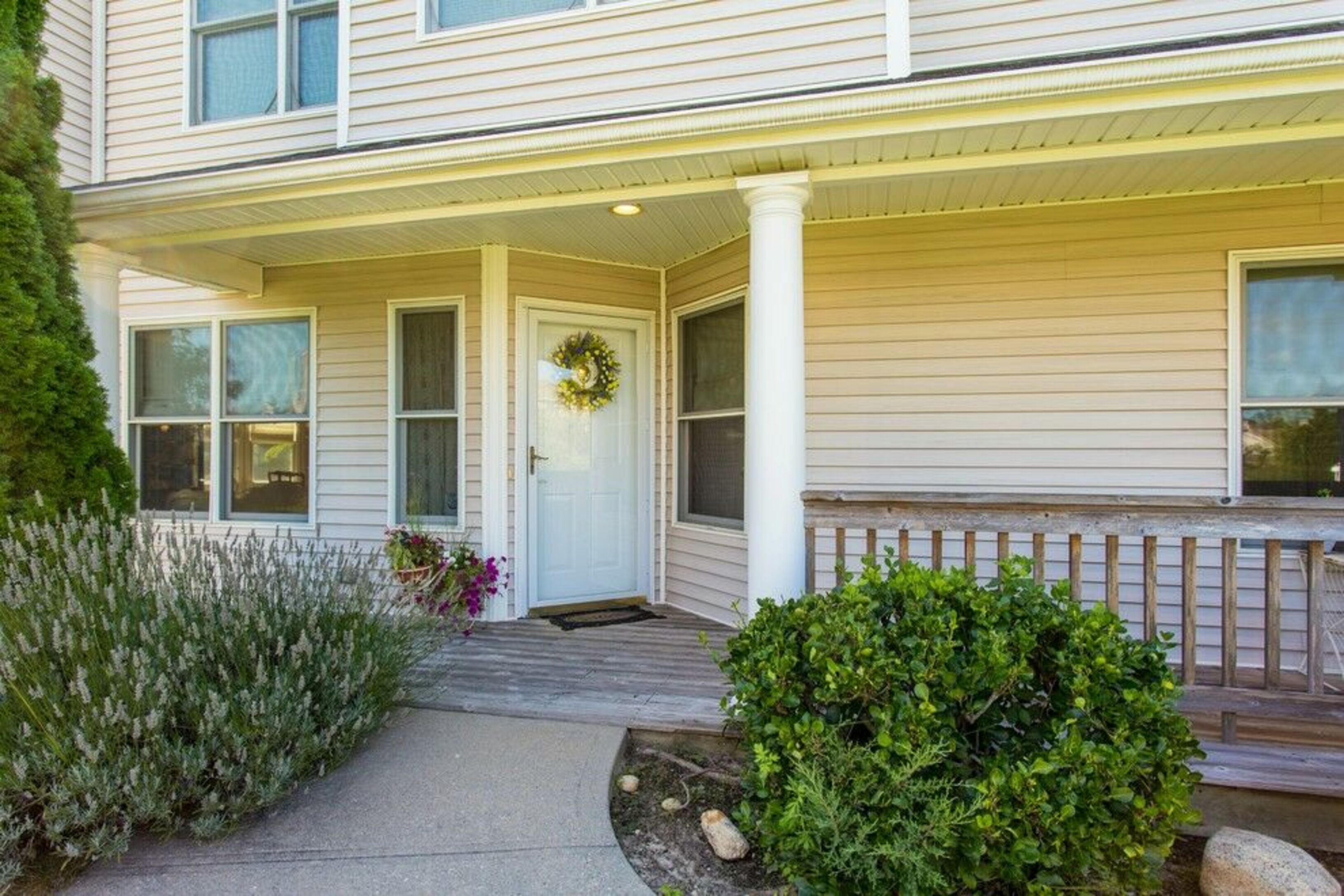 2706 Willow Ponds Dr in Riverhead Out East