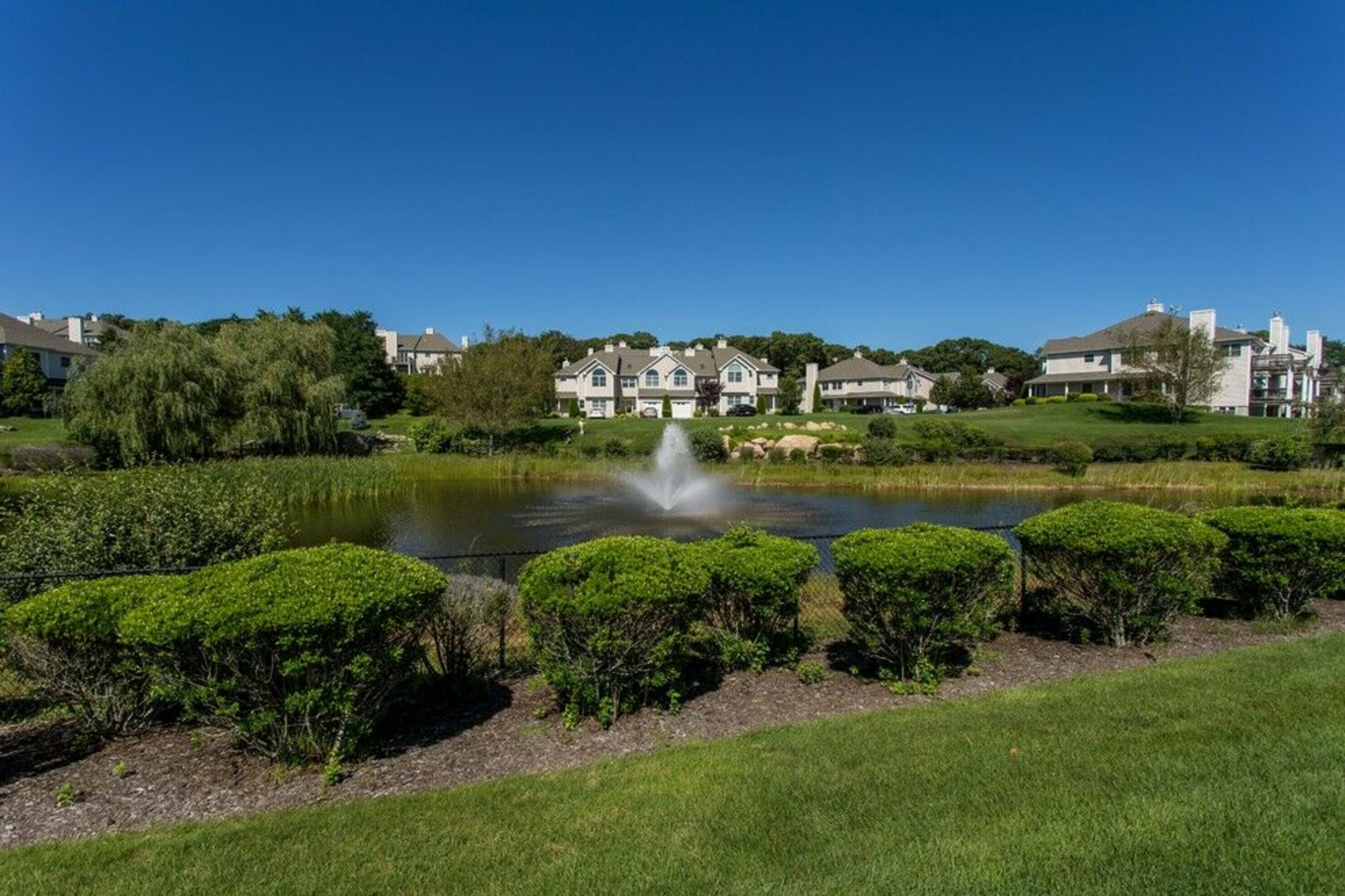 2706 Willow Ponds Dr in Riverhead Out East