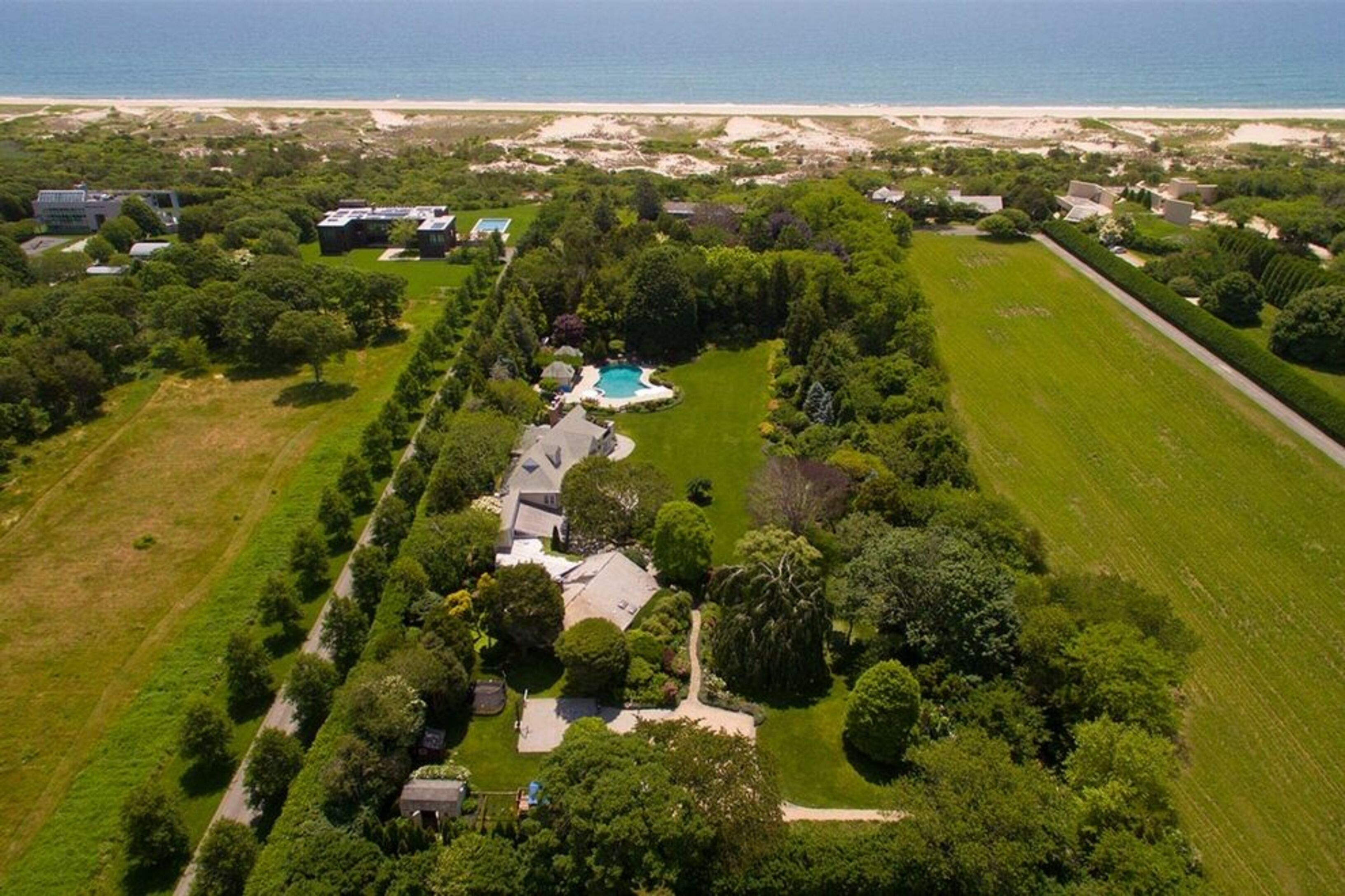 386 Further Ln in Amagansett Out East